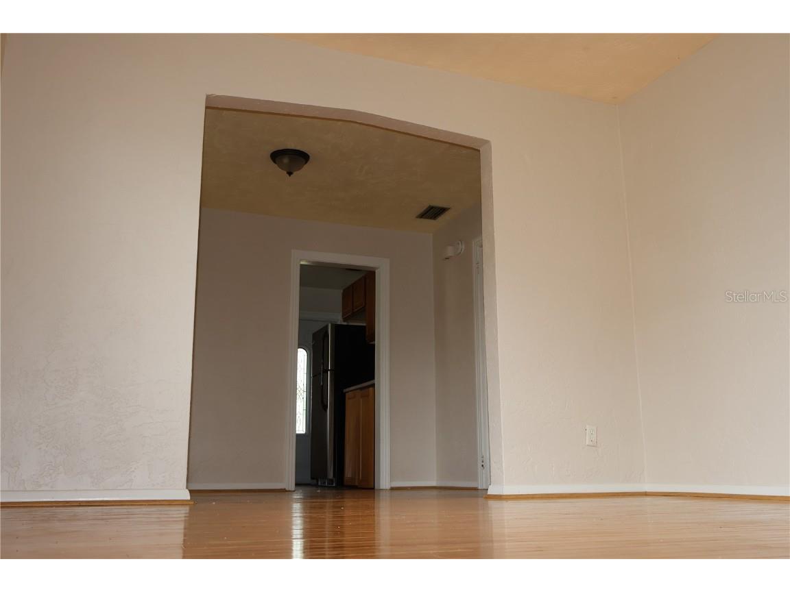 3908 W North B Street Tampa FL 33609 TB8437090 image5