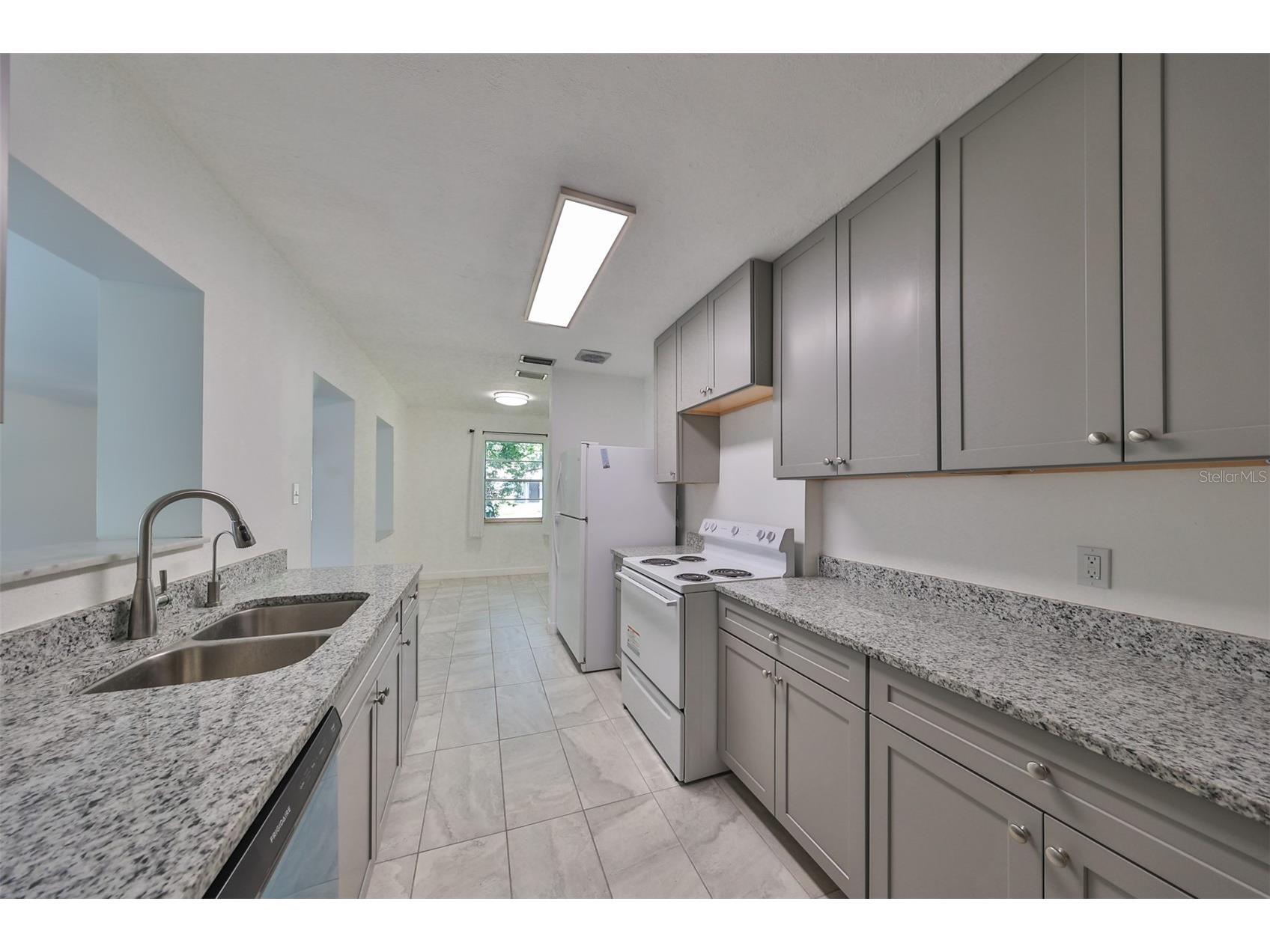 3908 W Wallace Avenue Tampa FL 33611 TB8486401 image24