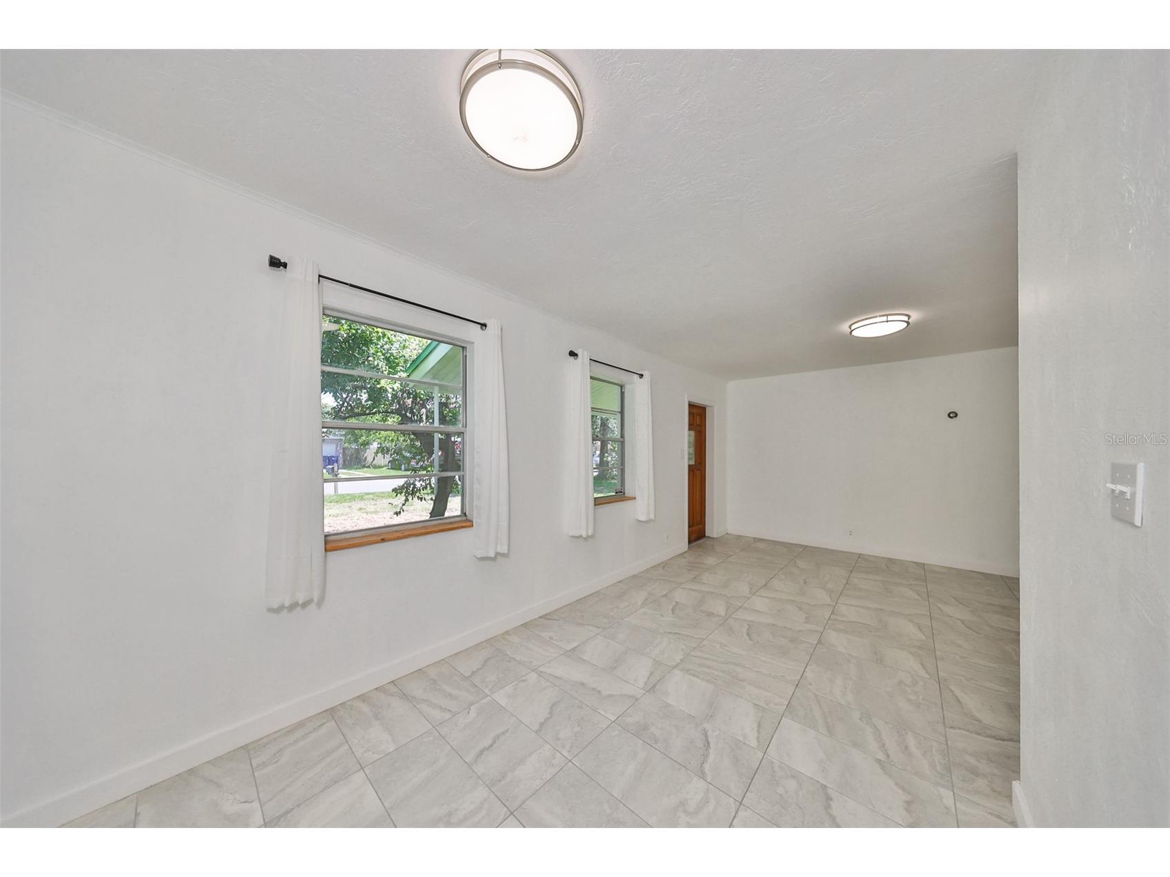 3908 W Wallace Avenue Tampa FL 33611 TB8486401 image4