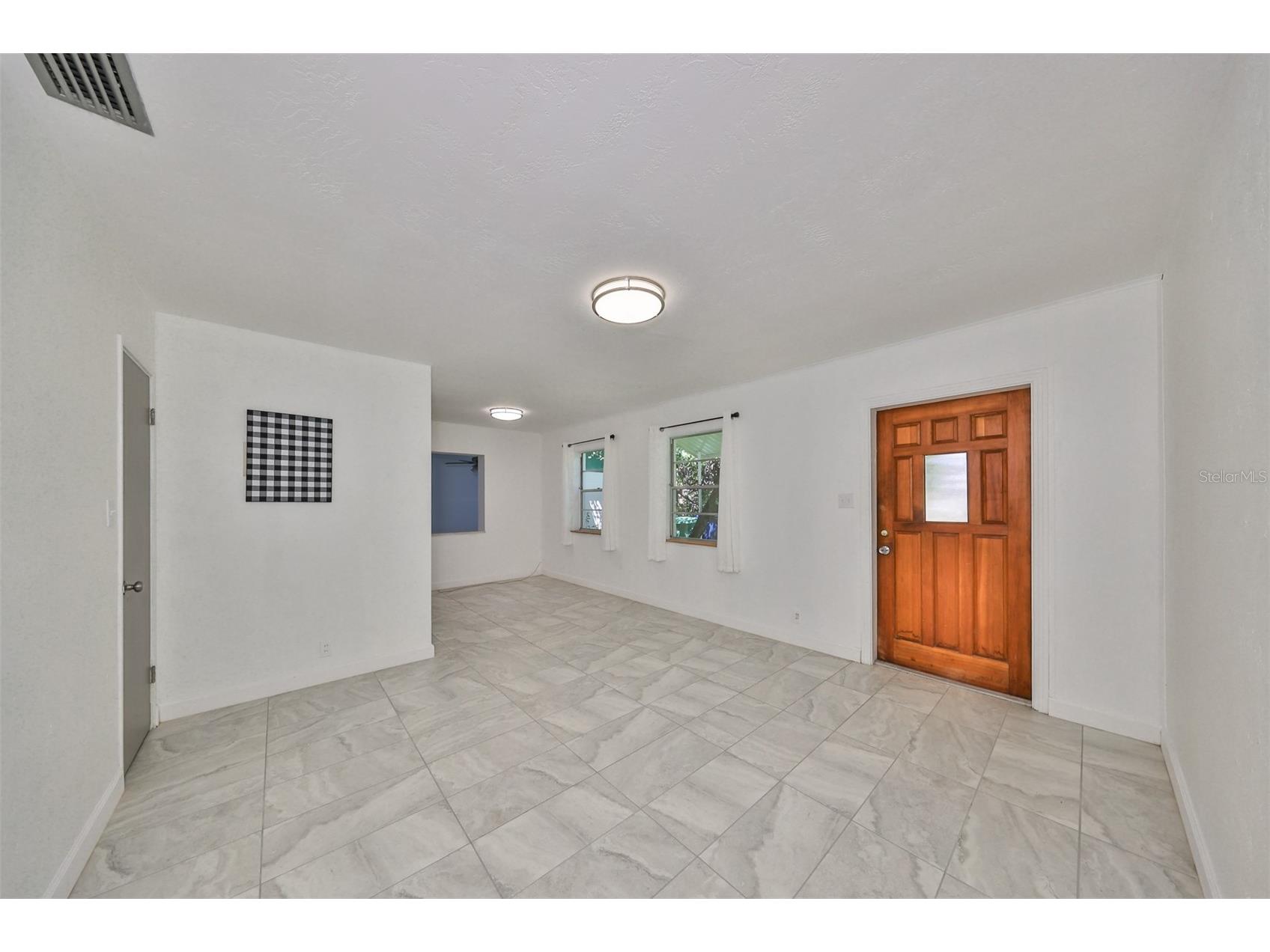 3908 W Wallace Avenue Tampa FL 33611 TB8486401 image5