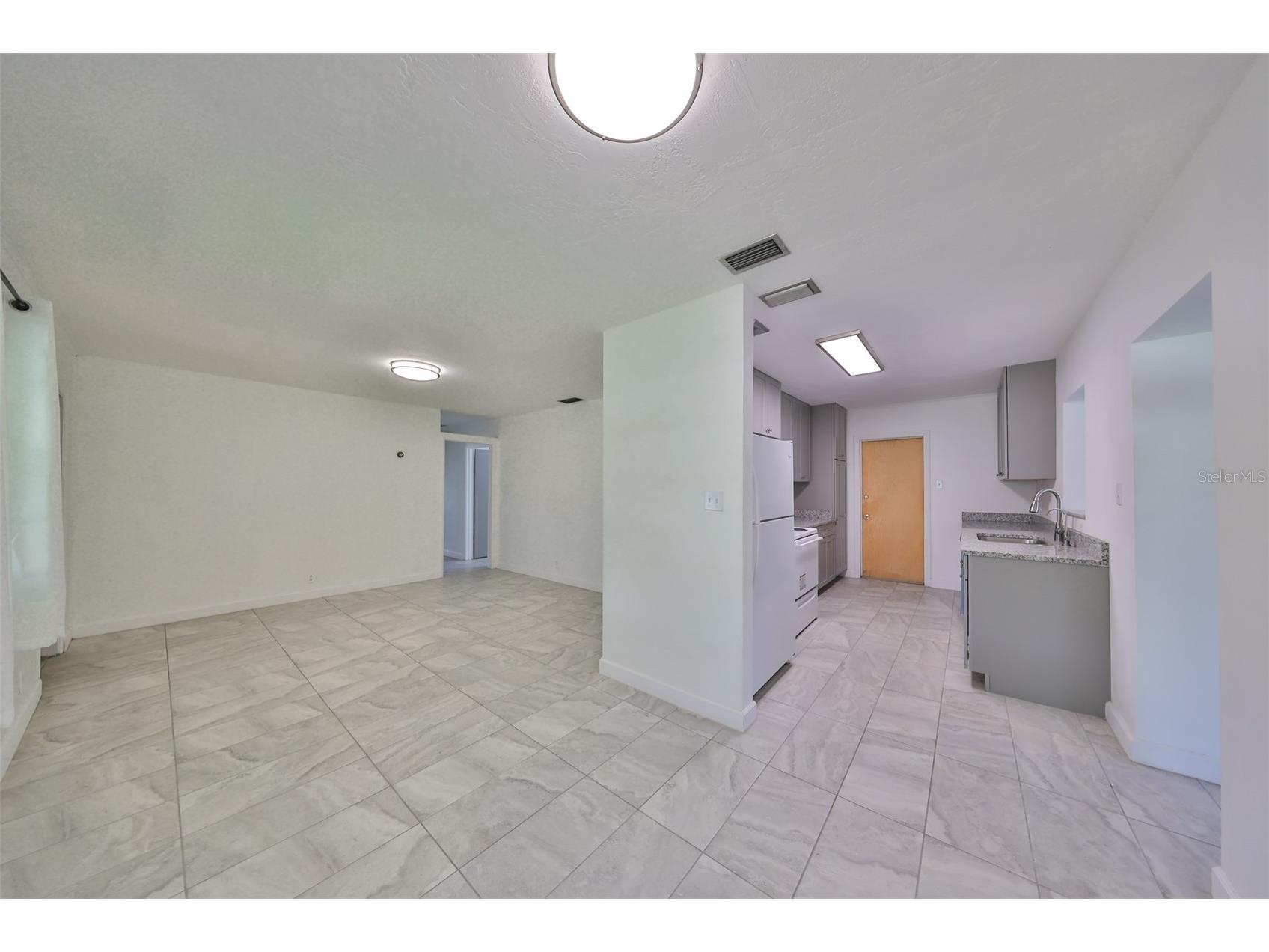 3908 W Wallace Avenue Tampa FL 33611 TB8486401 image6