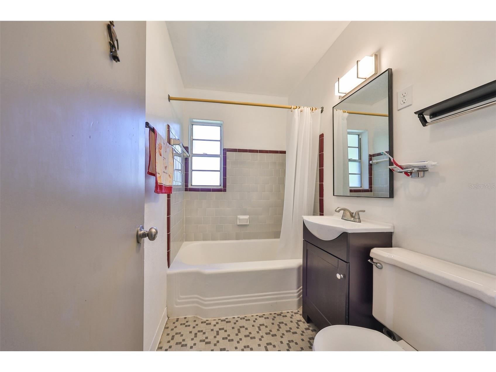 3908 W Wallace Avenue Tampa FL 33611 TB8486401 image7