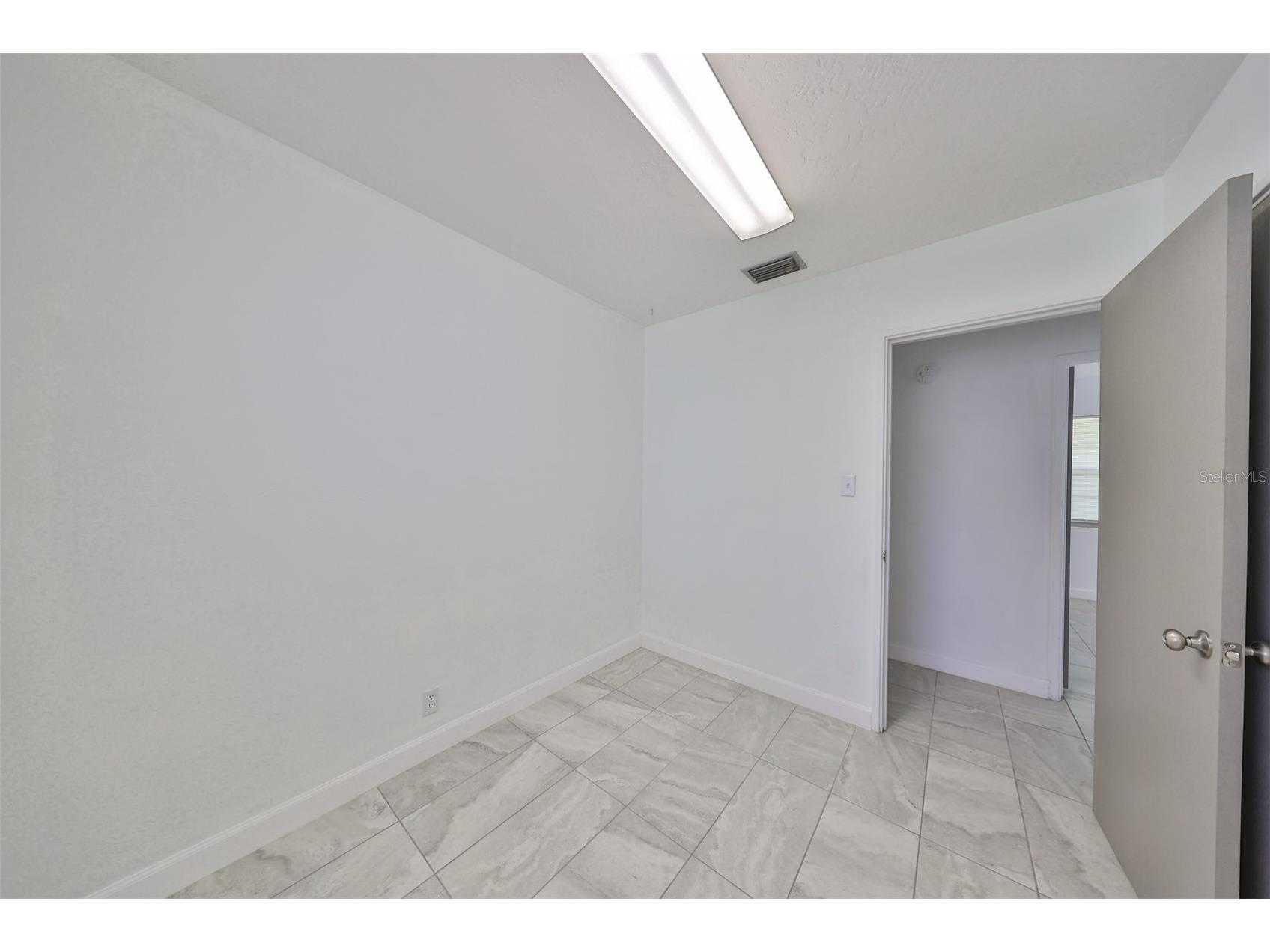 3908 W Wallace Avenue Tampa FL 33611 TB8486401 image9