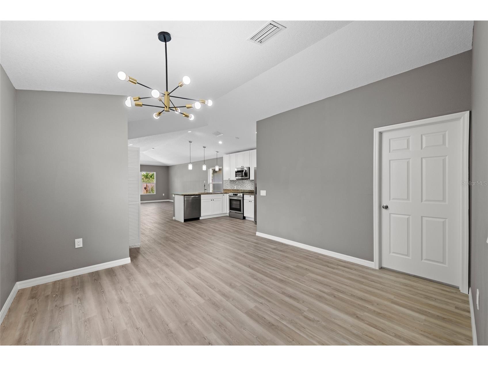 3908 Walnut Avenue Sarasota FL 34234 A4663336 image16