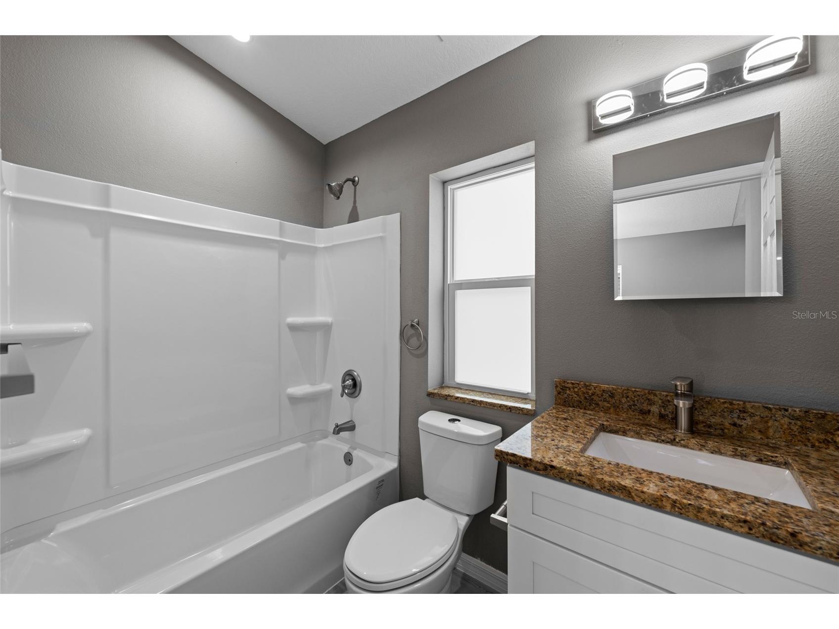 3908 Walnut Avenue Sarasota FL 34234 A4663336 image23