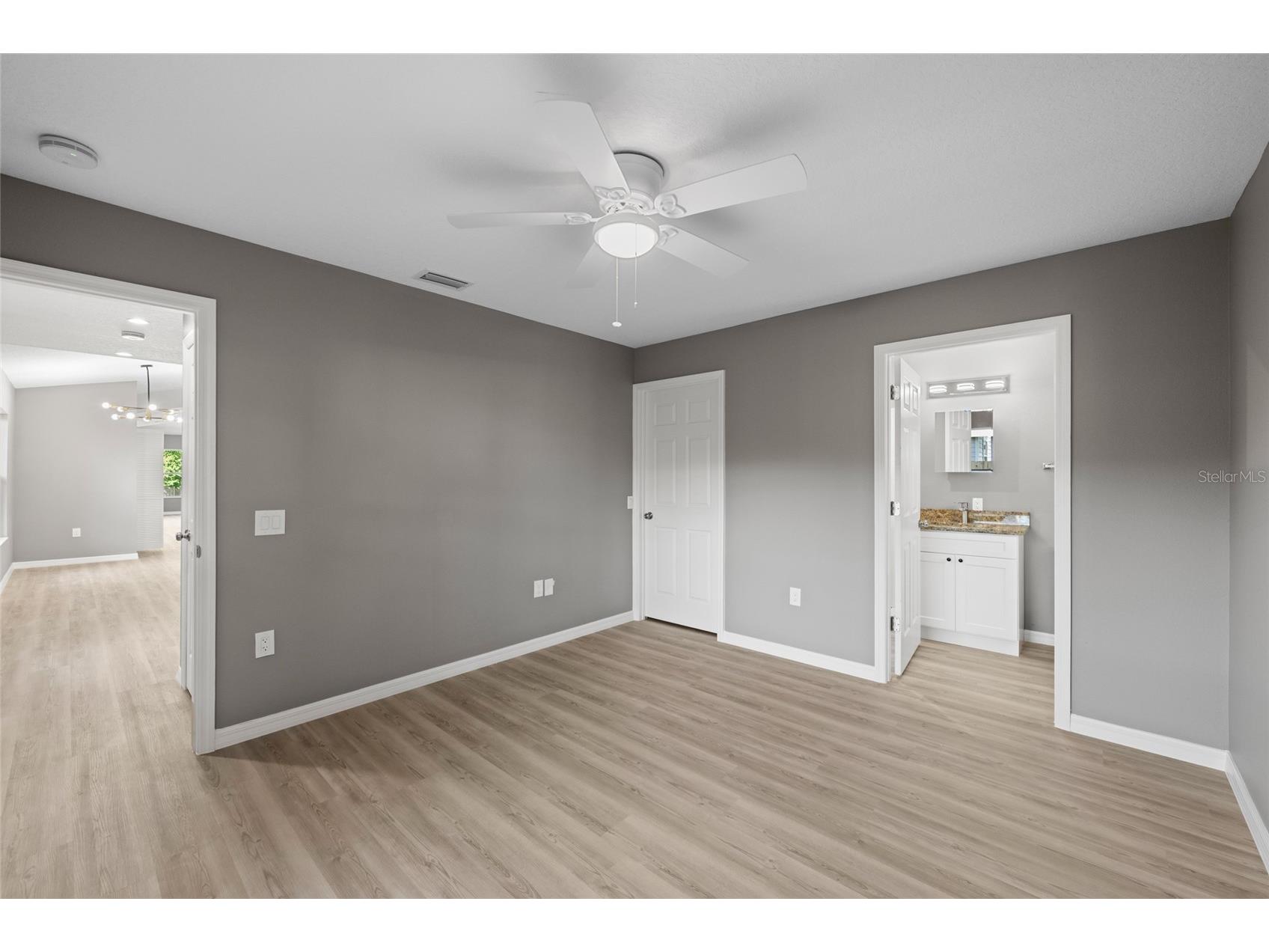 3908 Walnut Avenue Sarasota FL 34234 A4663336 image25