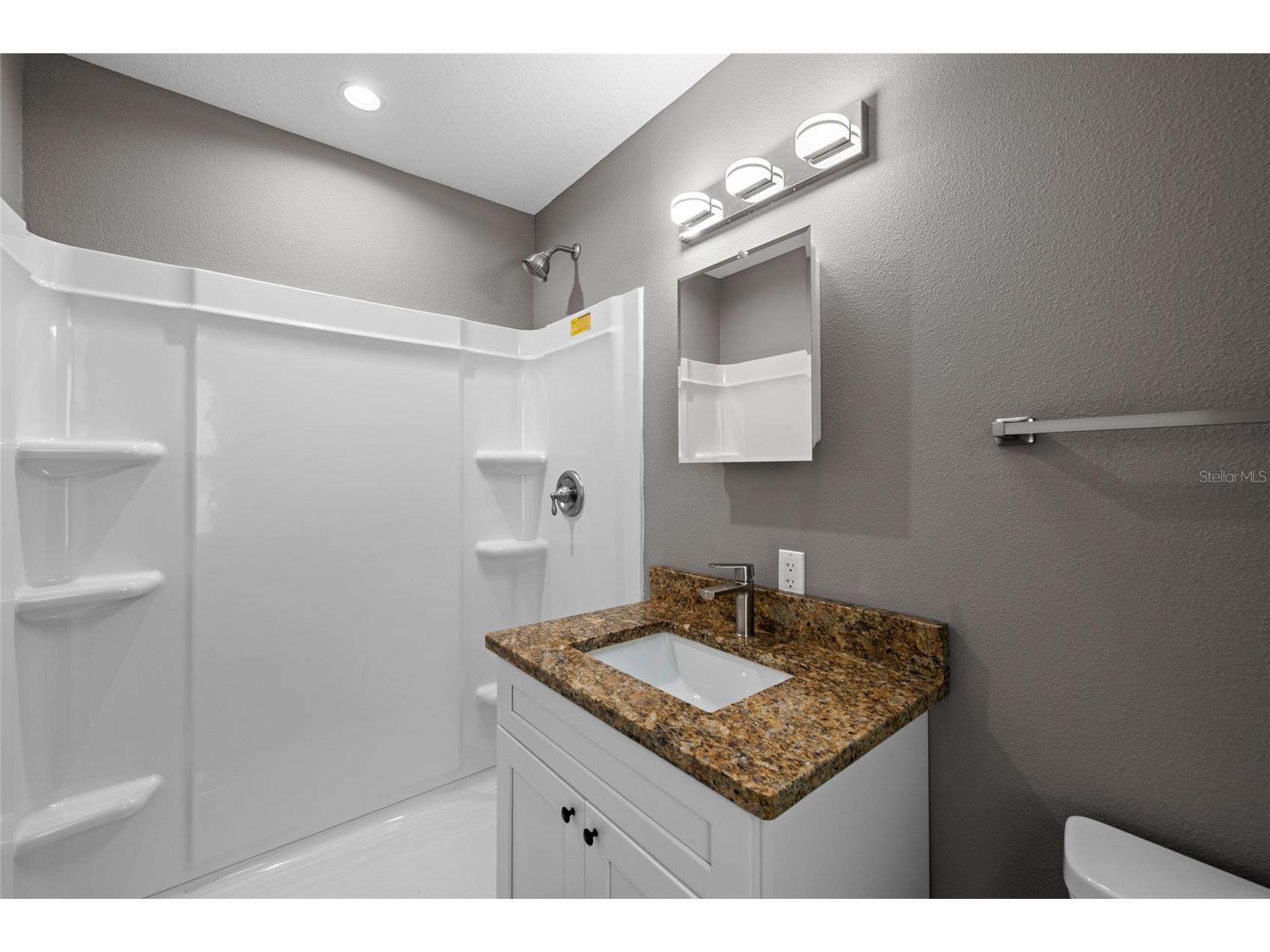 3908 Walnut Avenue Sarasota FL 34234 A4663336 image27