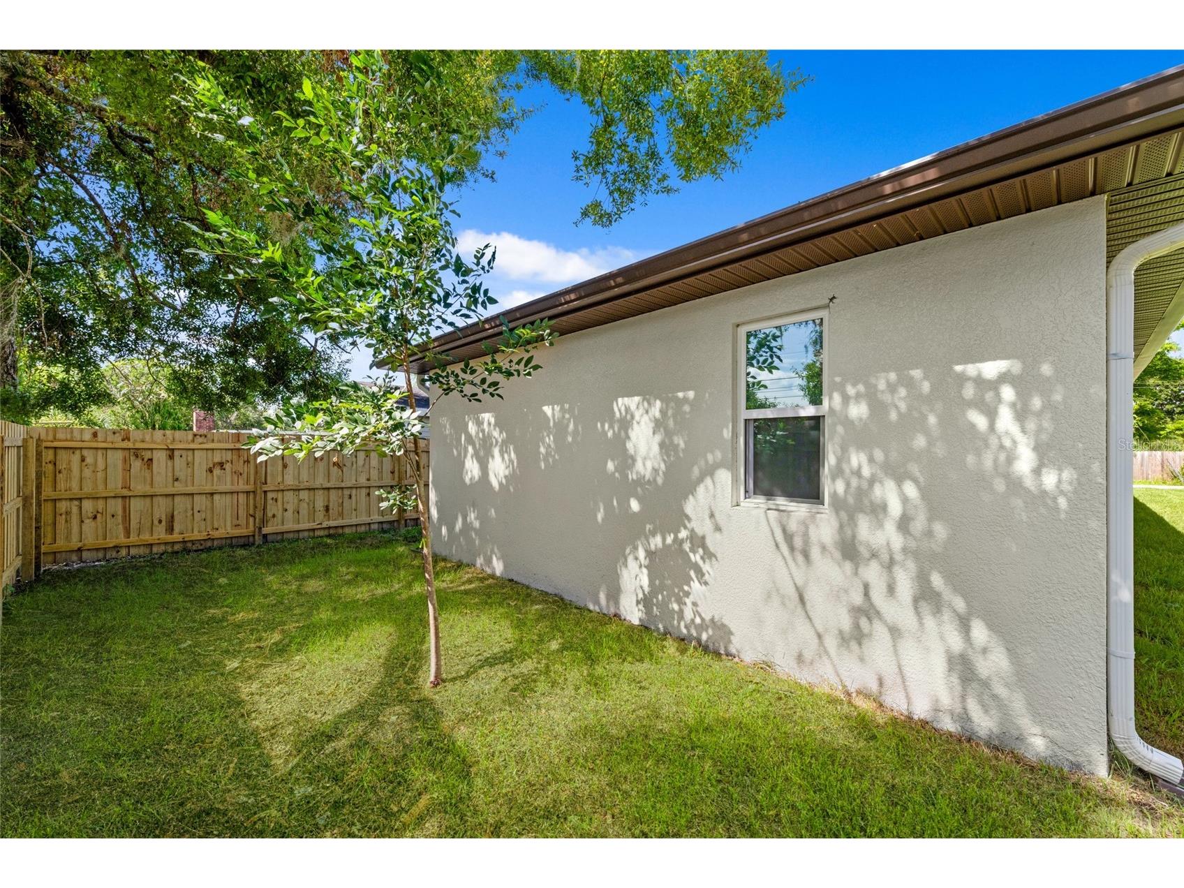 3908 Walnut Avenue Sarasota FL 34234 A4663336 image30