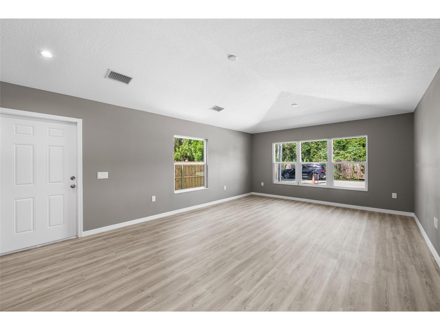 3908 Walnut Avenue Sarasota FL 34234 A4663336 image5