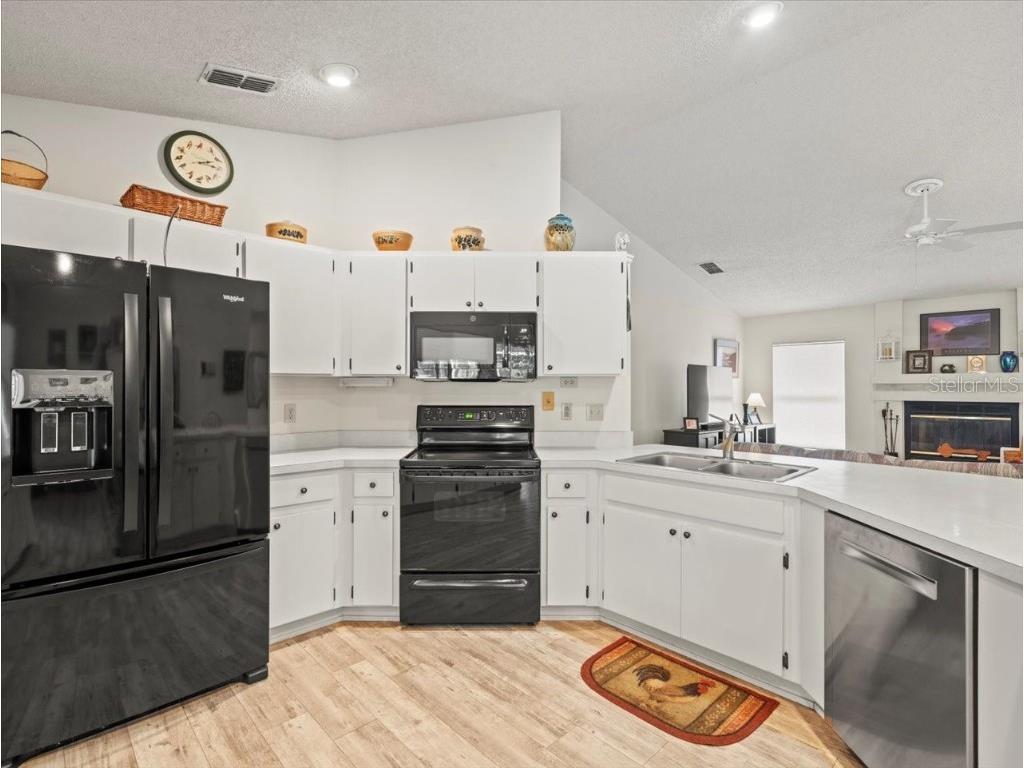 3908 Yellow Finch Lane Lutz FL 33558 T3542514 image9