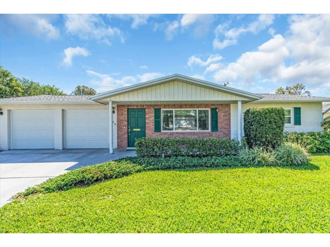 3909 18th Avenue W Bradenton FL 34205 A4643694 image1