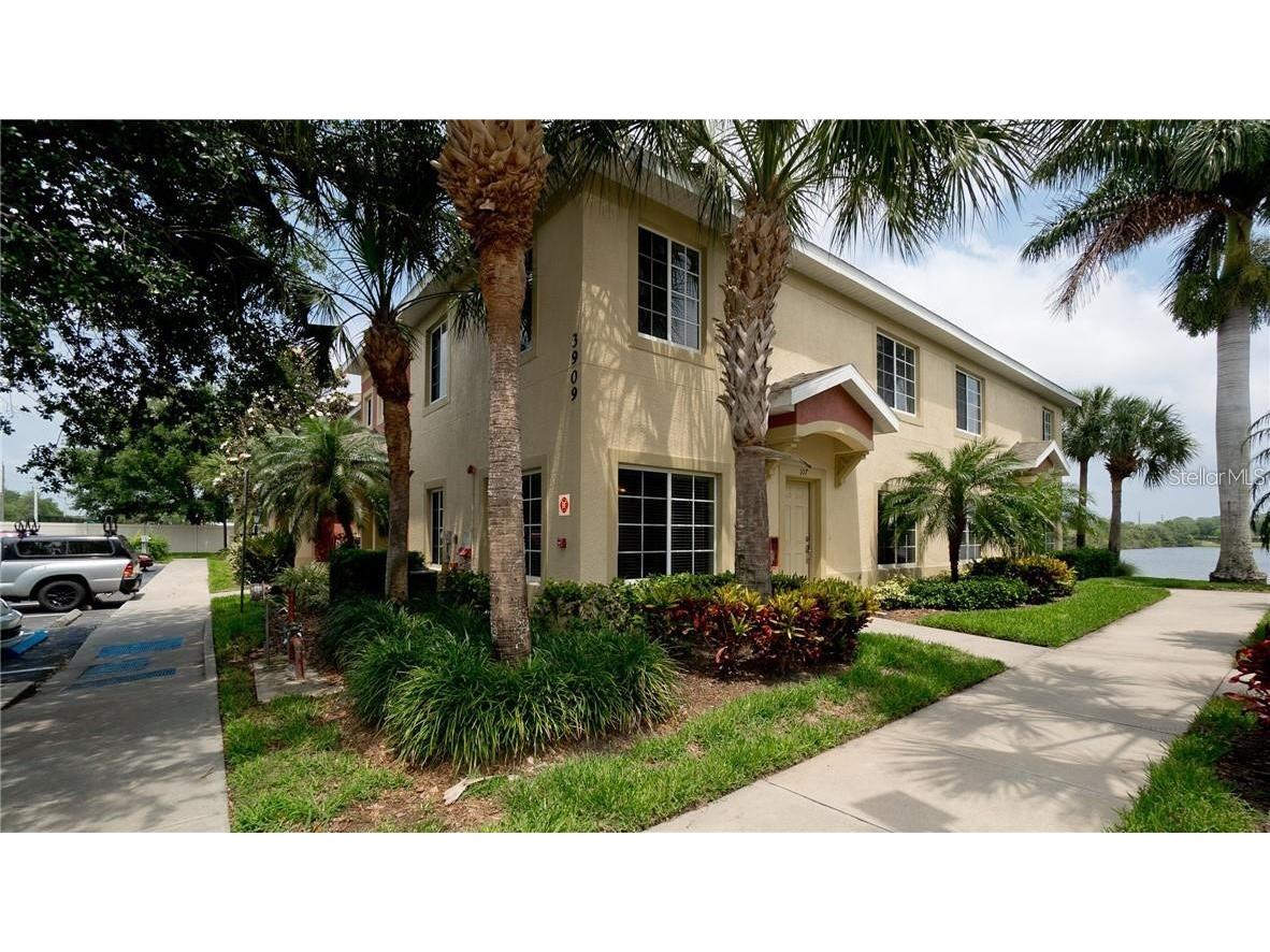 3909 45th Terrace W #107 Bradenton FL 34210 A4666263 image1