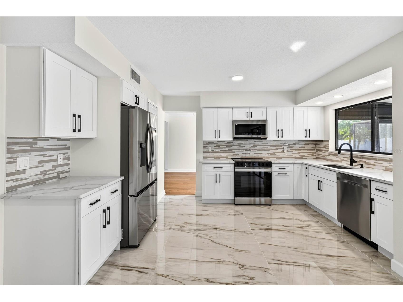 3909 Braesgate Lane Tampa FL 33624 TB8459097 image10