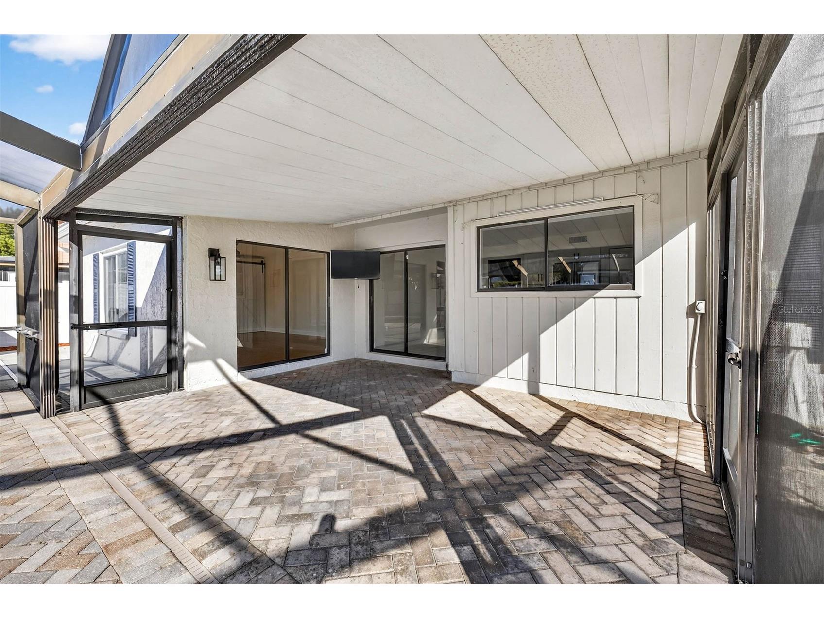 3909 Braesgate Lane Tampa FL 33624 TB8459097 image35