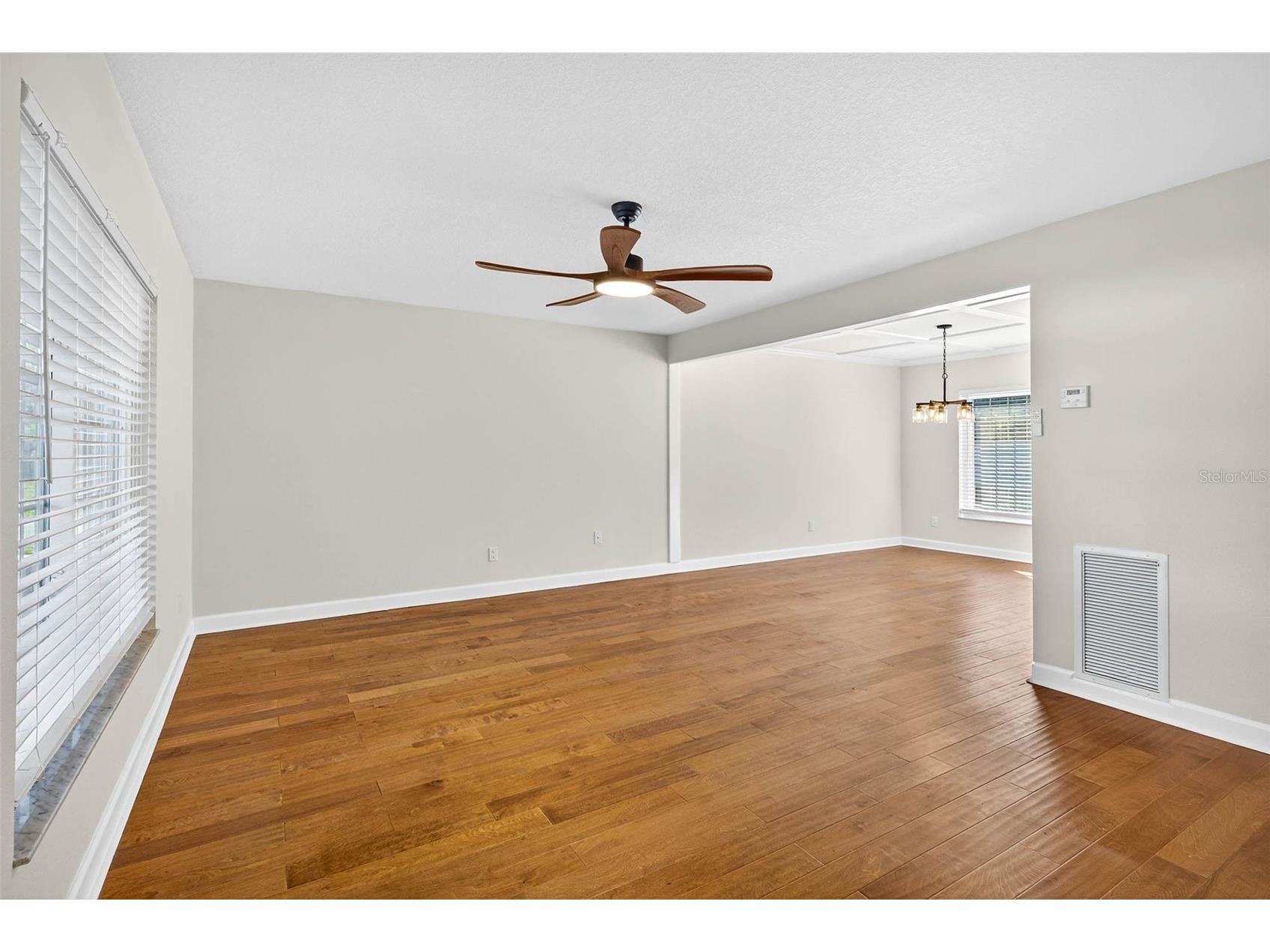 3909 Braesgate Lane Tampa FL 33624 TB8459097 image5