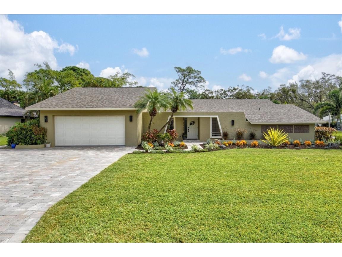 3909 Country View Drive Sarasota FL 34233 A4585395 image1