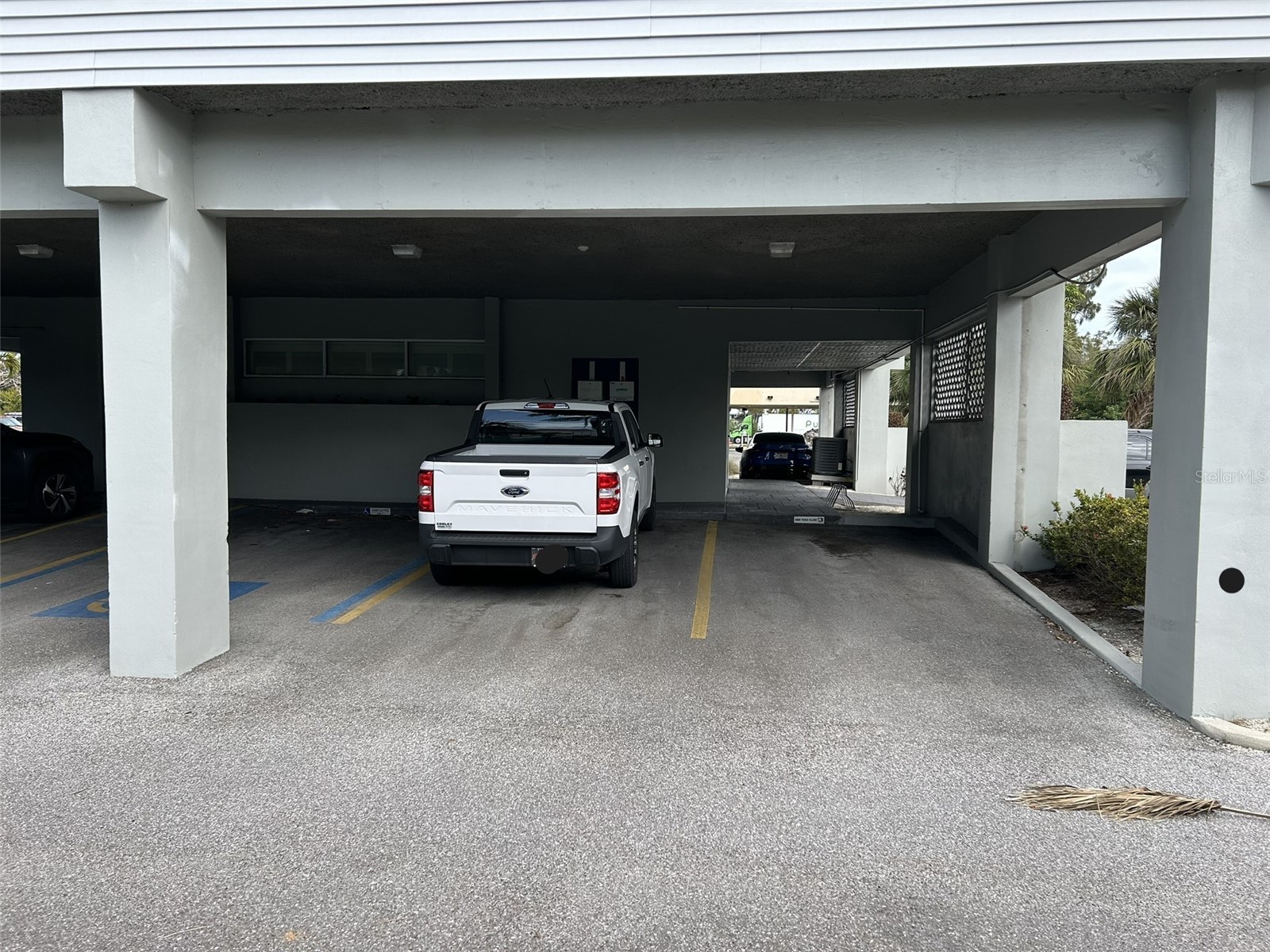 3909 E Bay Drive #4 Holmes Beach FL 34217 A4690930 image4