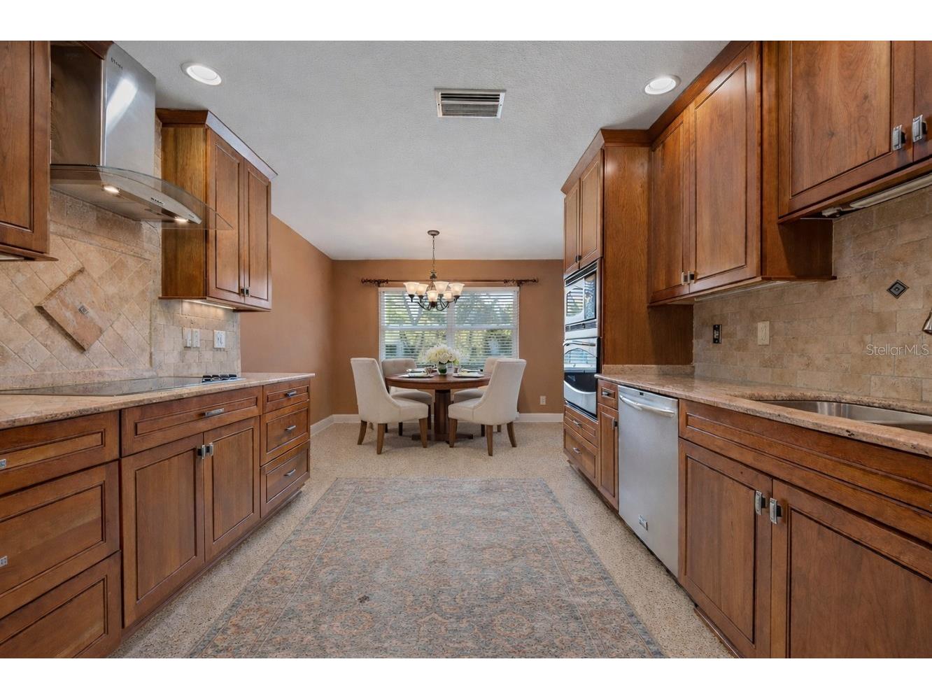 3909 Hudson Lane Tampa FL 33618 TB8474582 image21