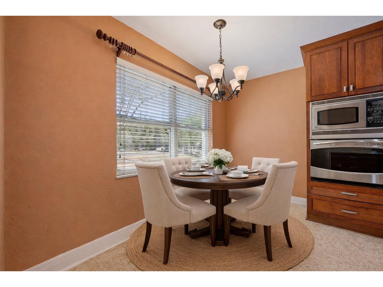 3909 Hudson Lane Tampa FL 33618 TB8474582 image25