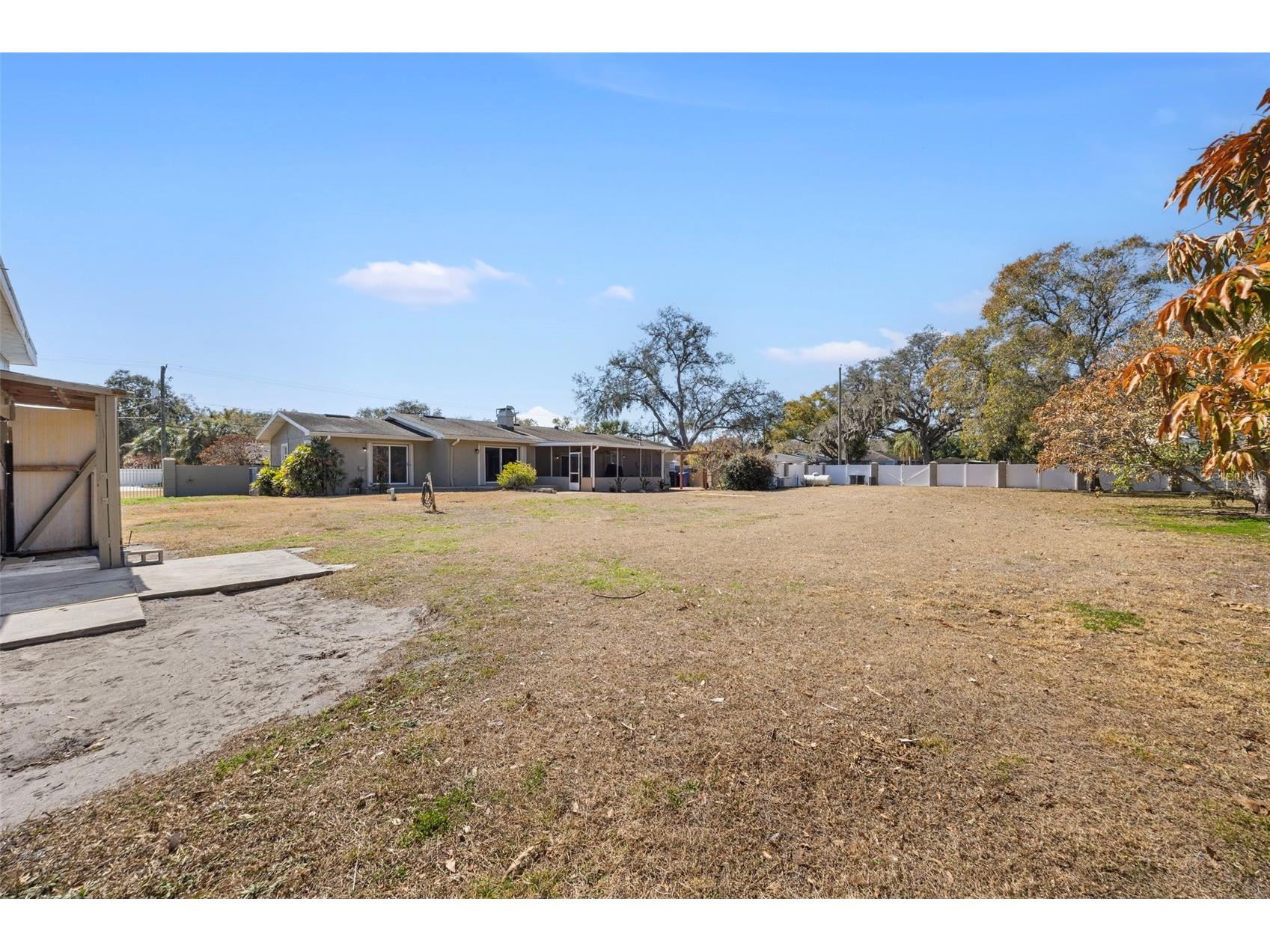 3909 Hudson Lane Tampa FL 33618 TB8474582 image51