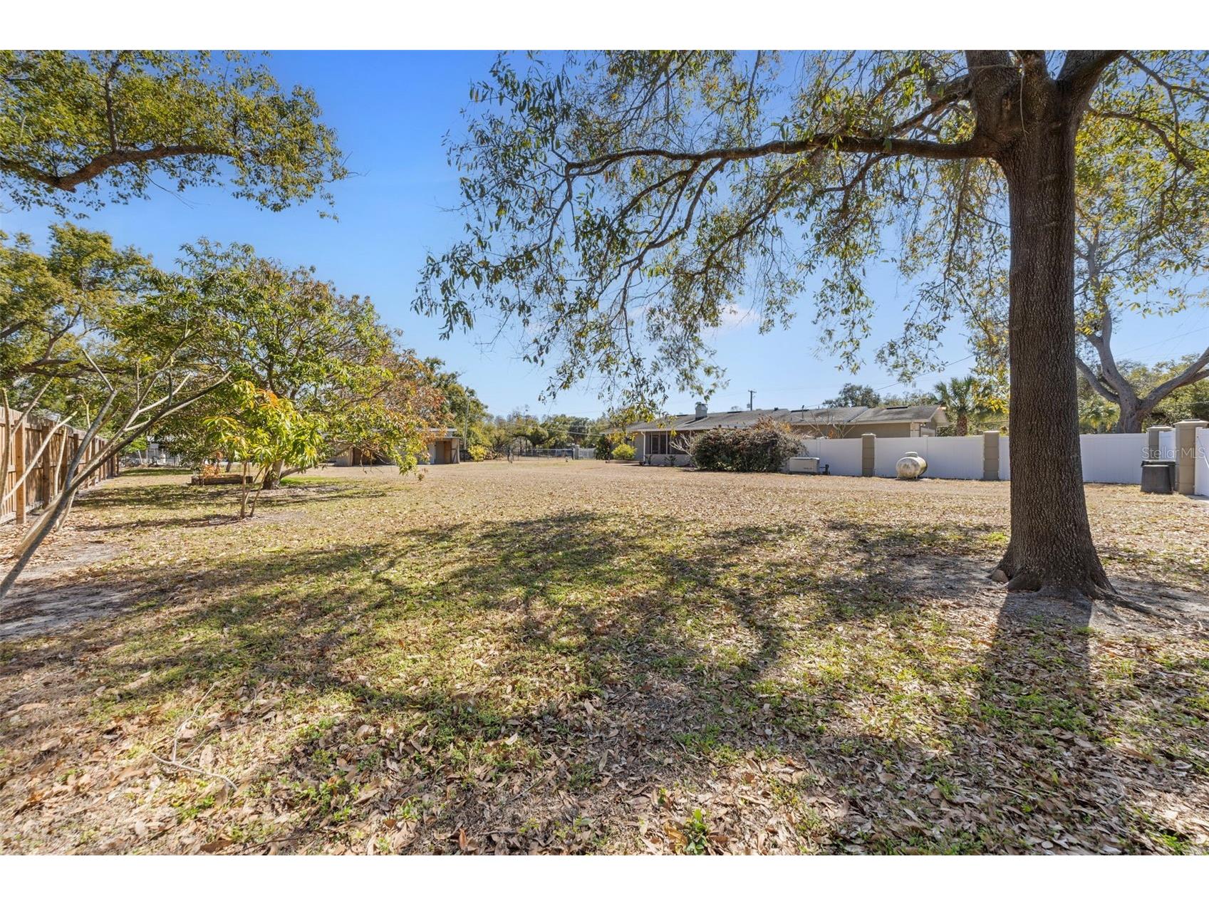 3909 Hudson Lane Tampa FL 33618 TB8474582 image53