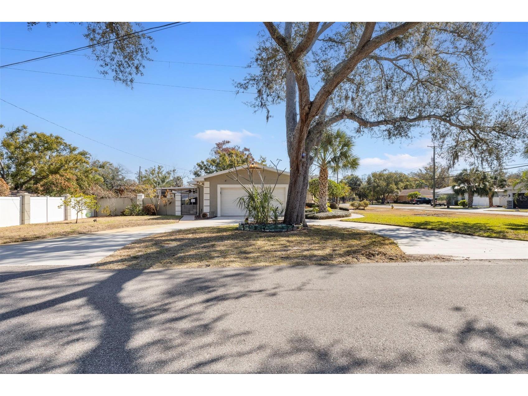 3909 Hudson Lane Tampa FL 33618 TB8474582 image70