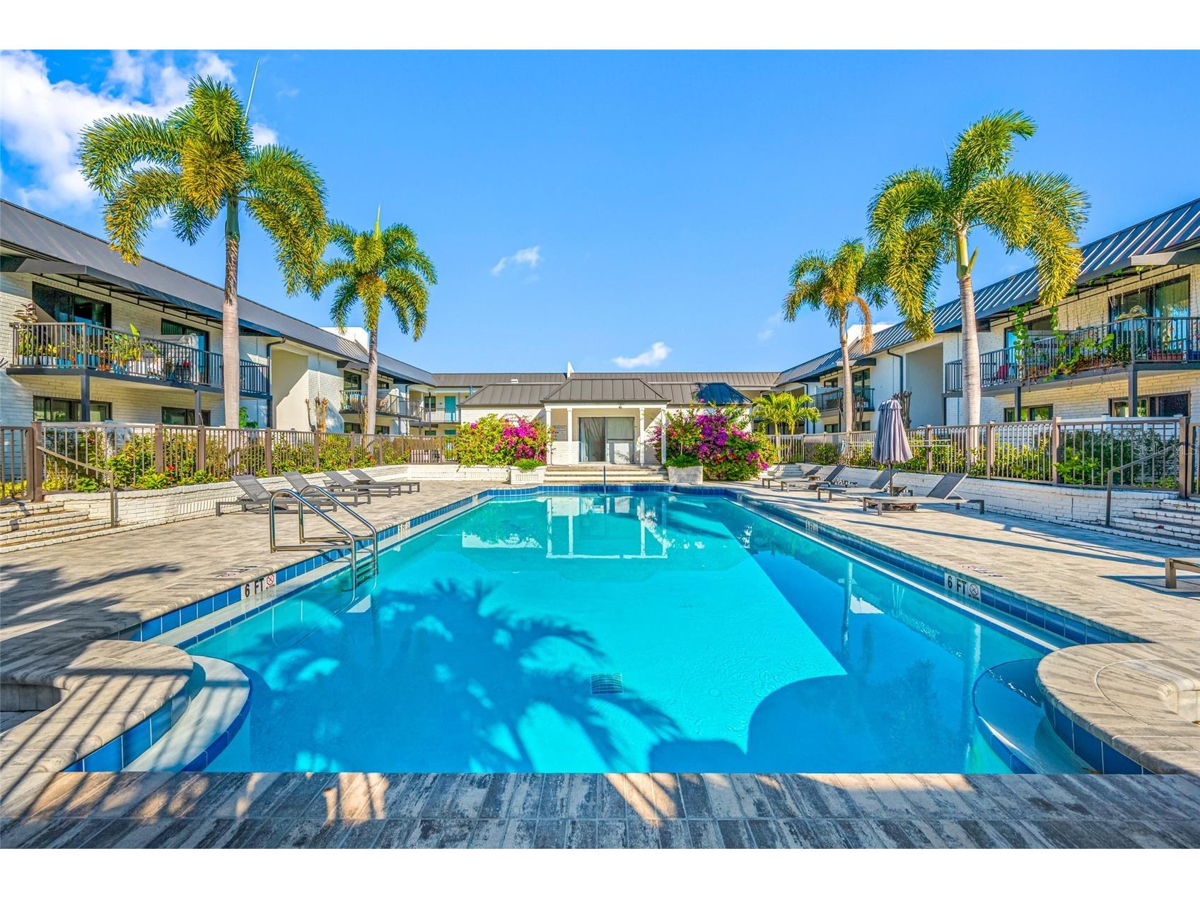 3909 W Cleveland Street Tampa FL 33609 TB8473252 image2