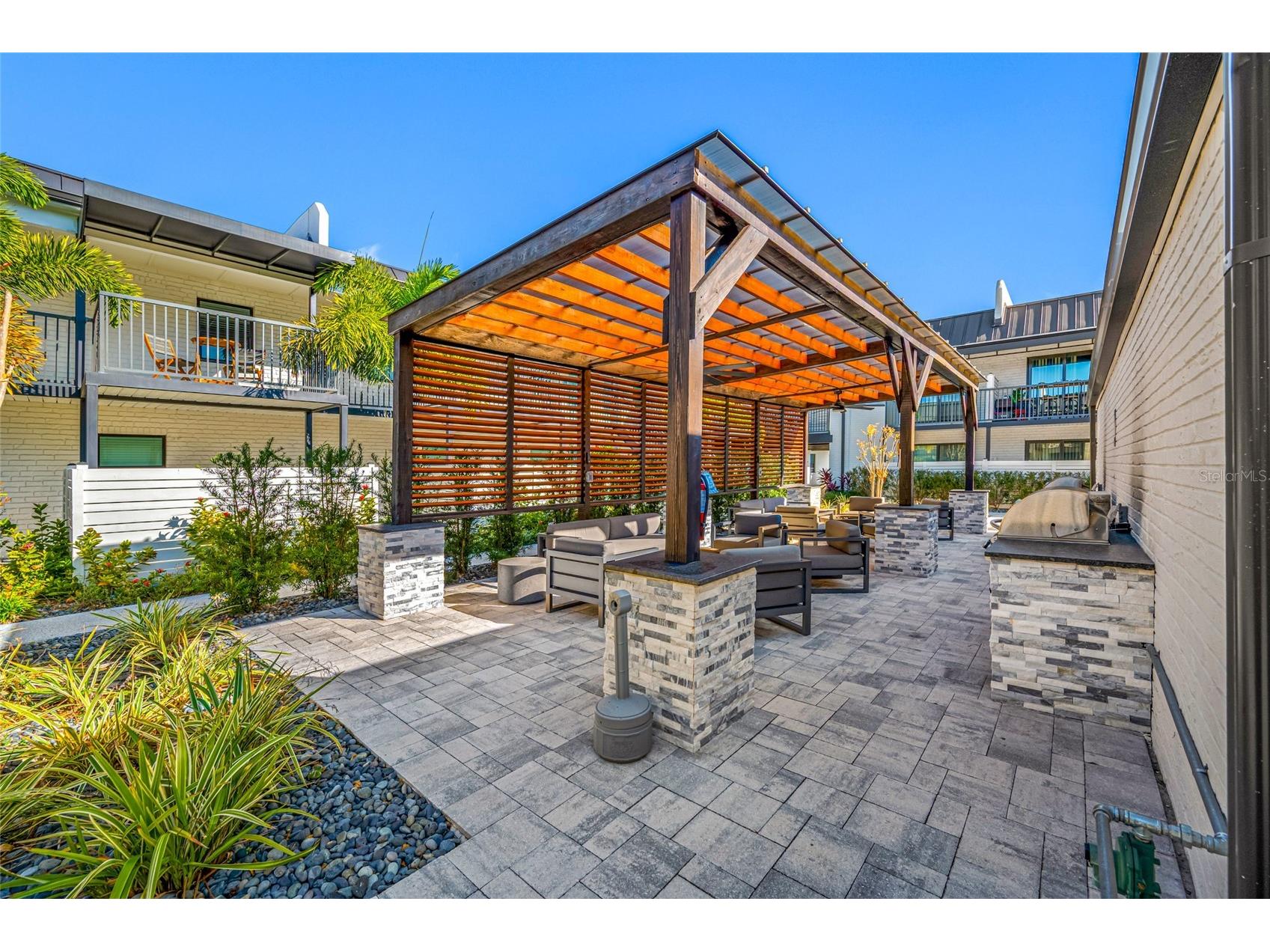 3909 W Cleveland Street Tampa FL 33609 TB8473252 image4