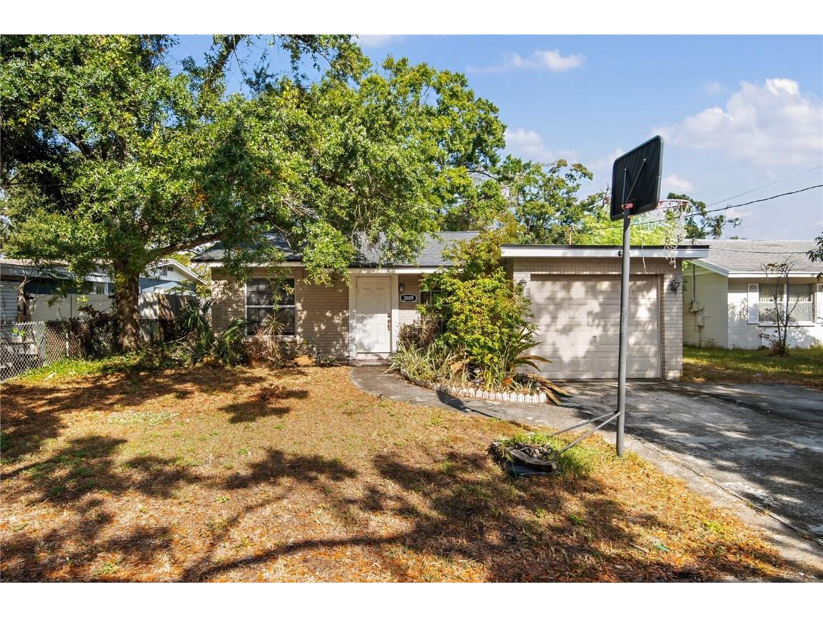 3909 W Iowa Avenue Tampa FL 33616 TB8454970 image1