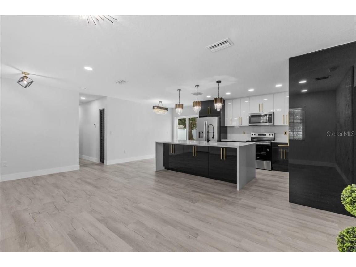 3909 W Oklahoma Avenue Tampa FL 33616 TB8402836 image12