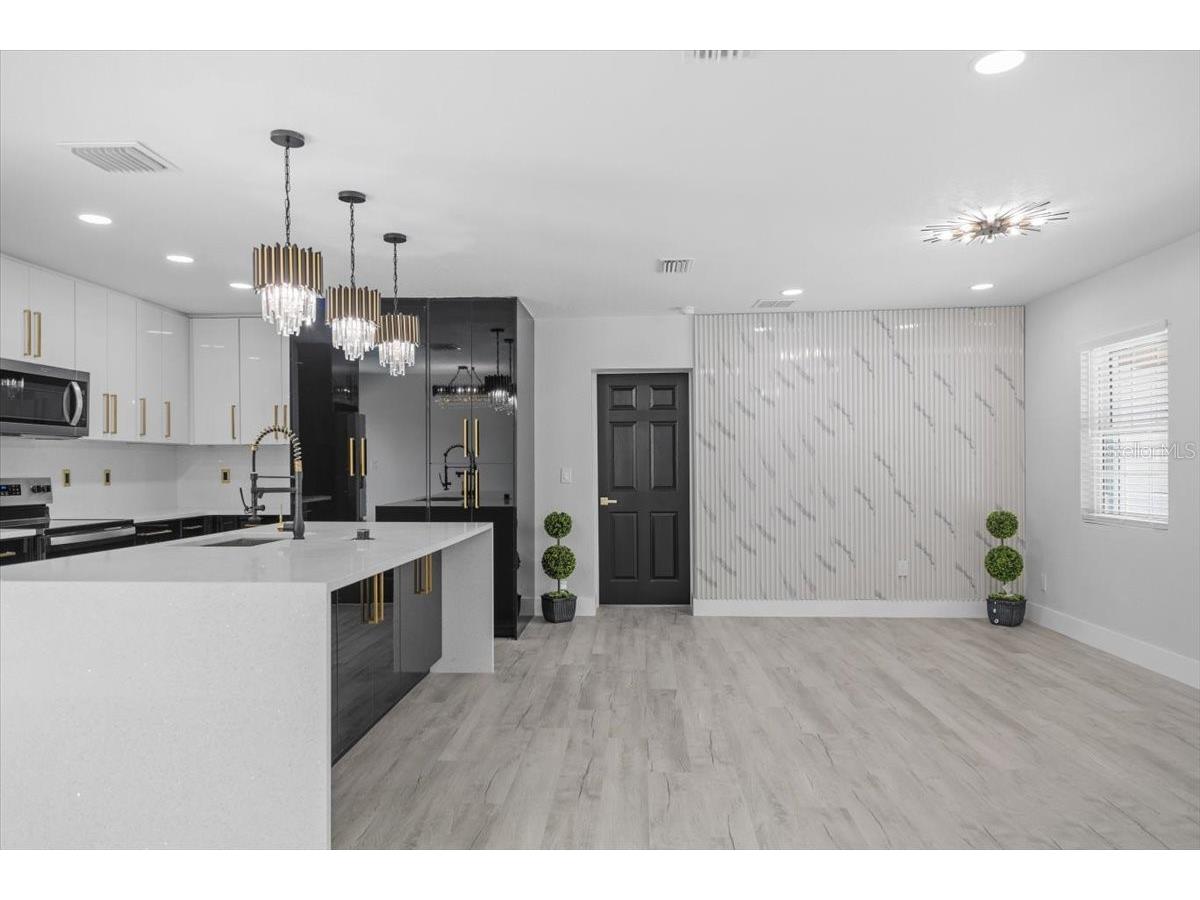 3909 W Oklahoma Avenue Tampa FL 33616 TB8465854 image26