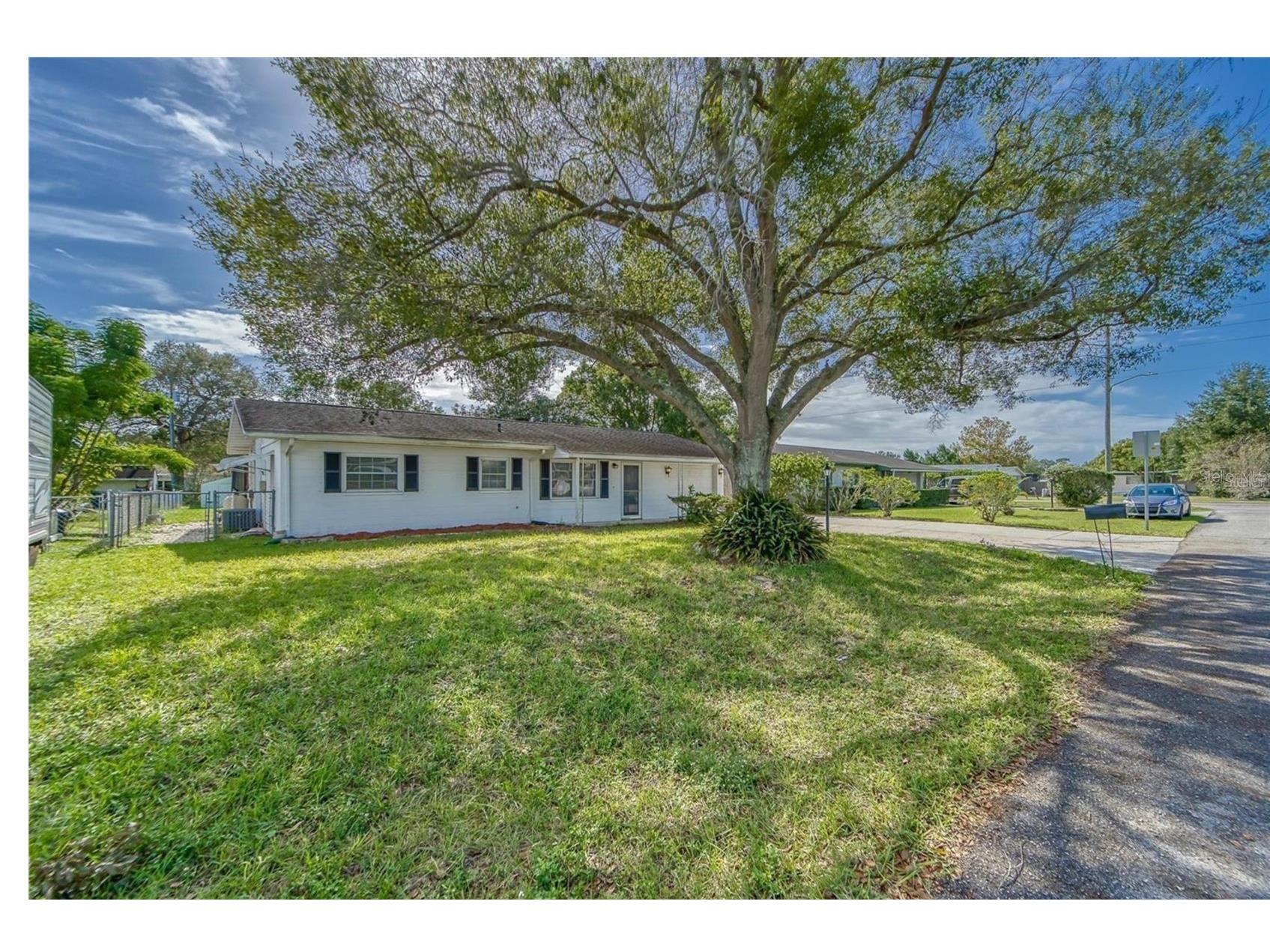 39093 Citadel Circle Zephyrhills FL 33542 TB8494600 image1