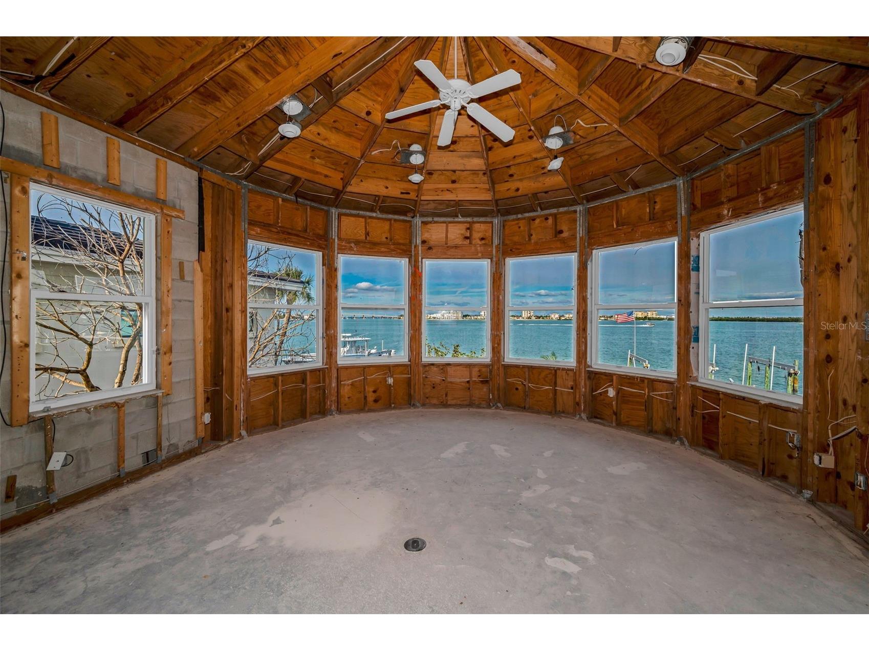 391 1st Street W Saint Petersburg FL 33715 TB8461384 image13