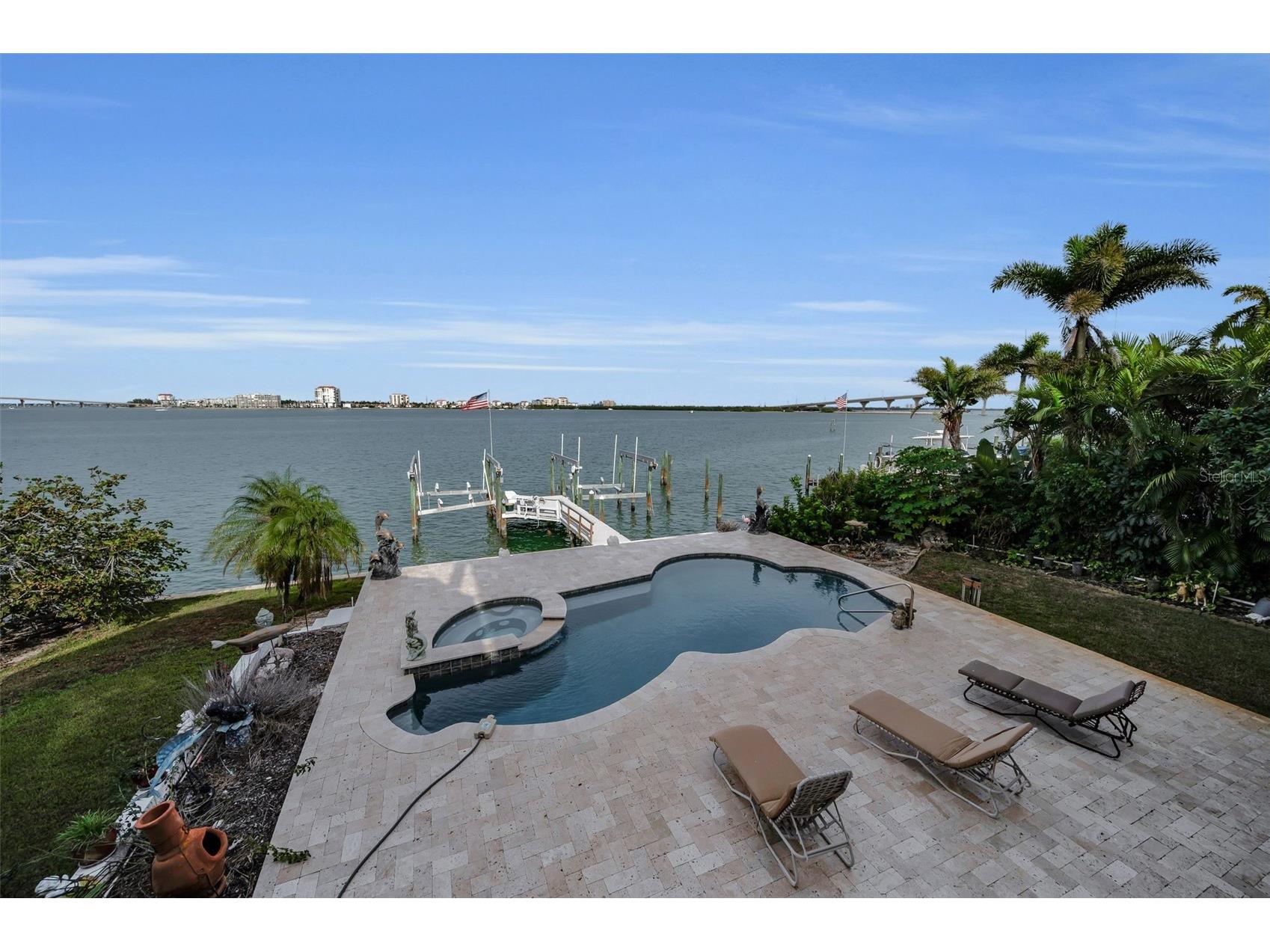 391 1st Street W Saint Petersburg FL 33715 TB8461384 image20