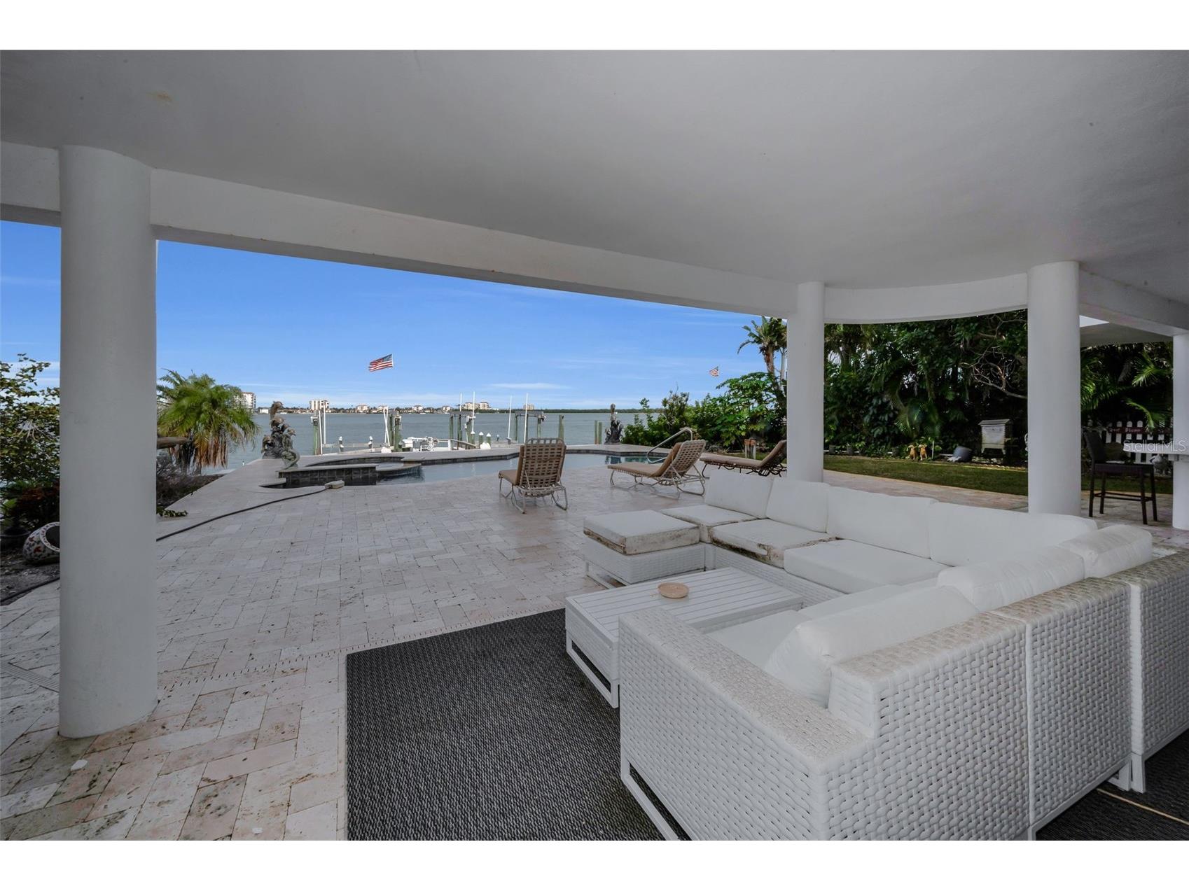 391 1st Street W Saint Petersburg FL 33715 TB8461384 image30