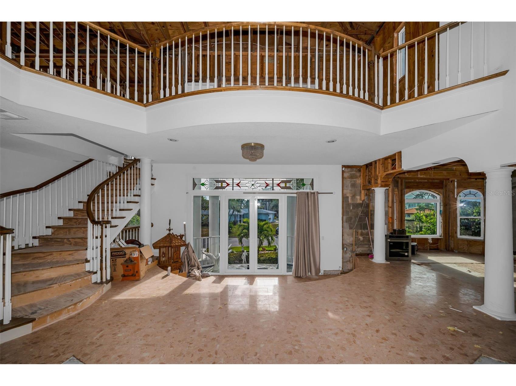 391 1st Street W Saint Petersburg FL 33715 TB8461384 image5