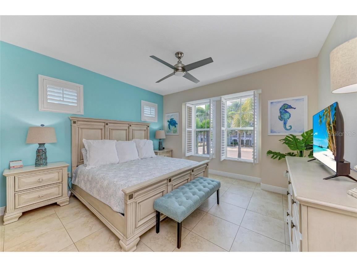 391 Aruba Circle #101 Bradenton FL 34209 A4673715 image17