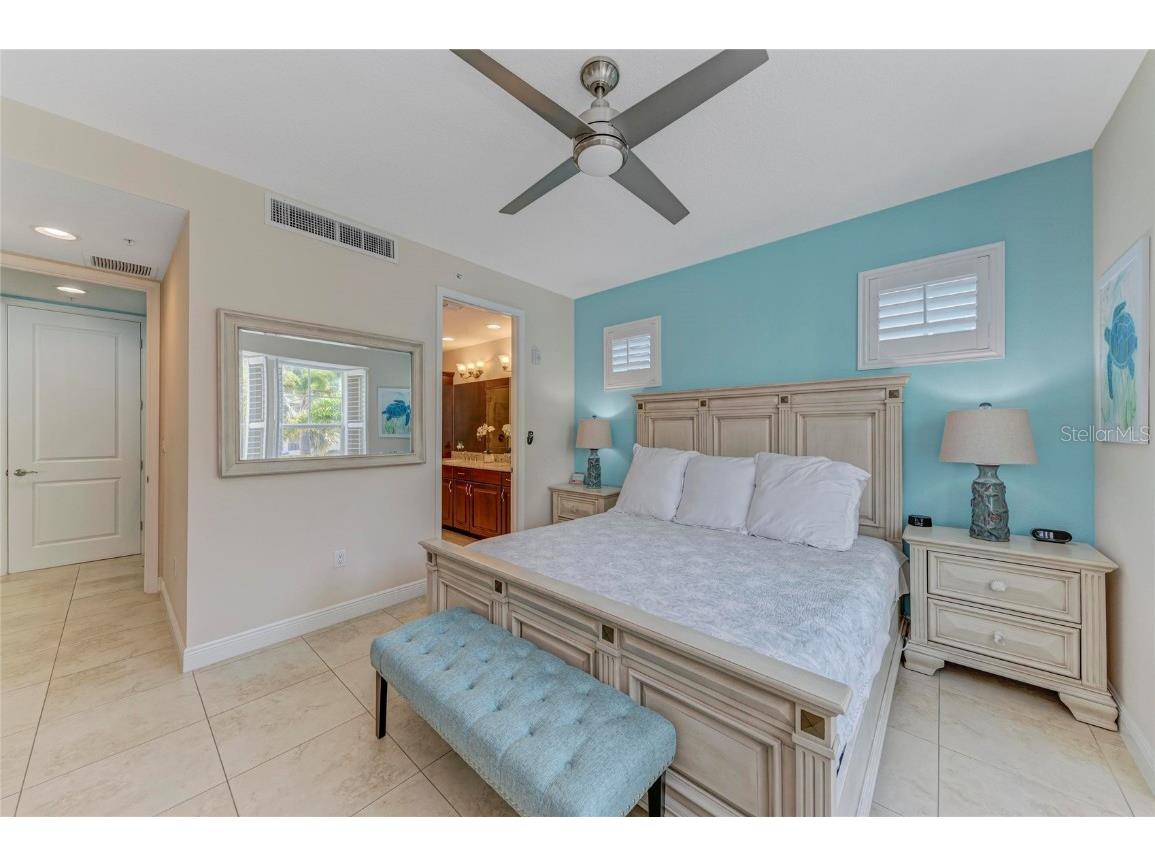 391 Aruba Circle #101 Bradenton FL 34209 A4673715 image20