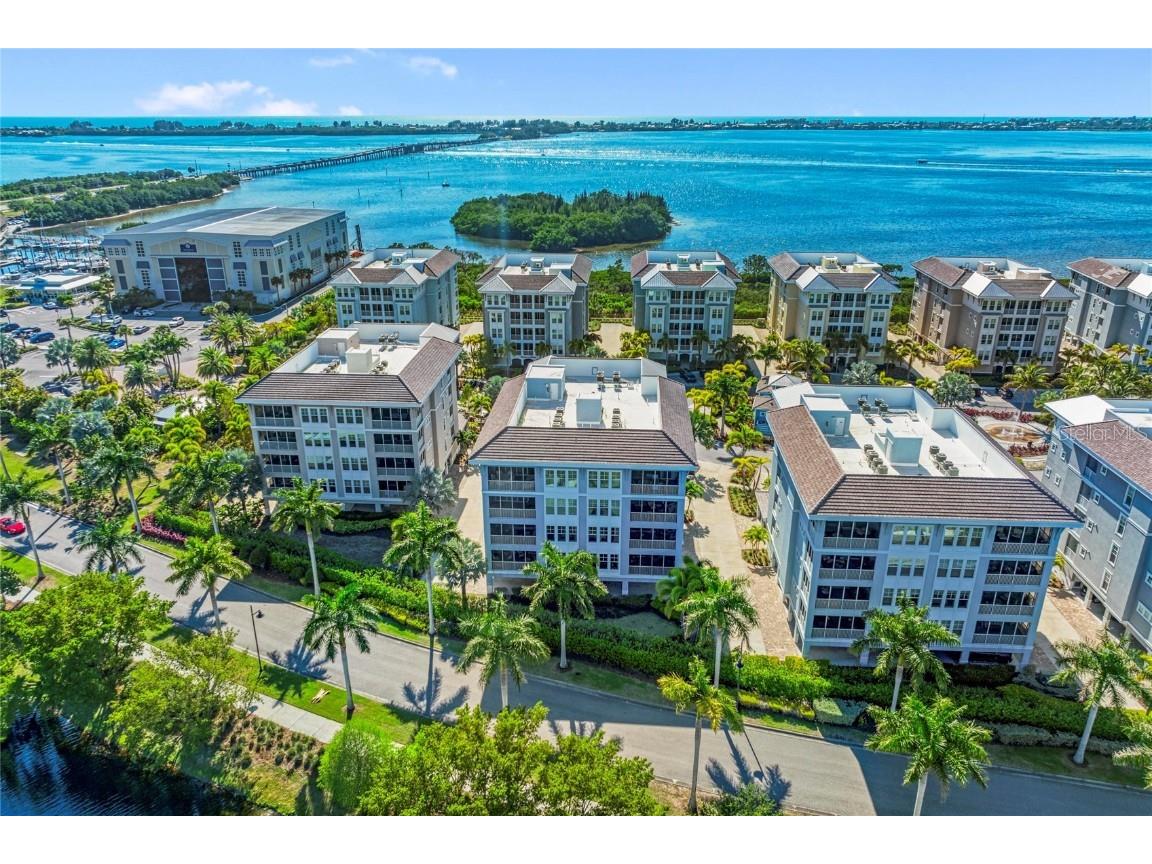 391 Aruba Circle #101 Bradenton FL 34209 A4673715 image3