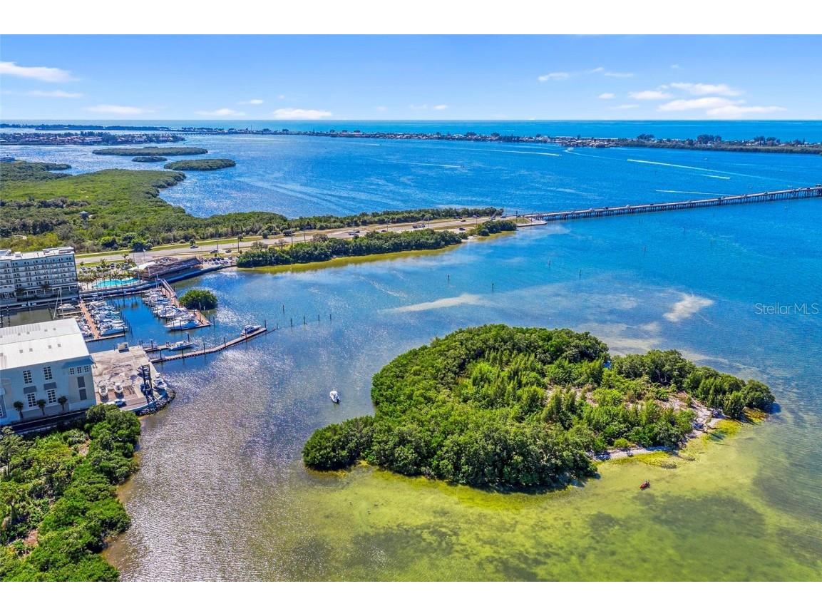 391 Aruba Circle #101 Bradenton FL 34209 A4673715 image33