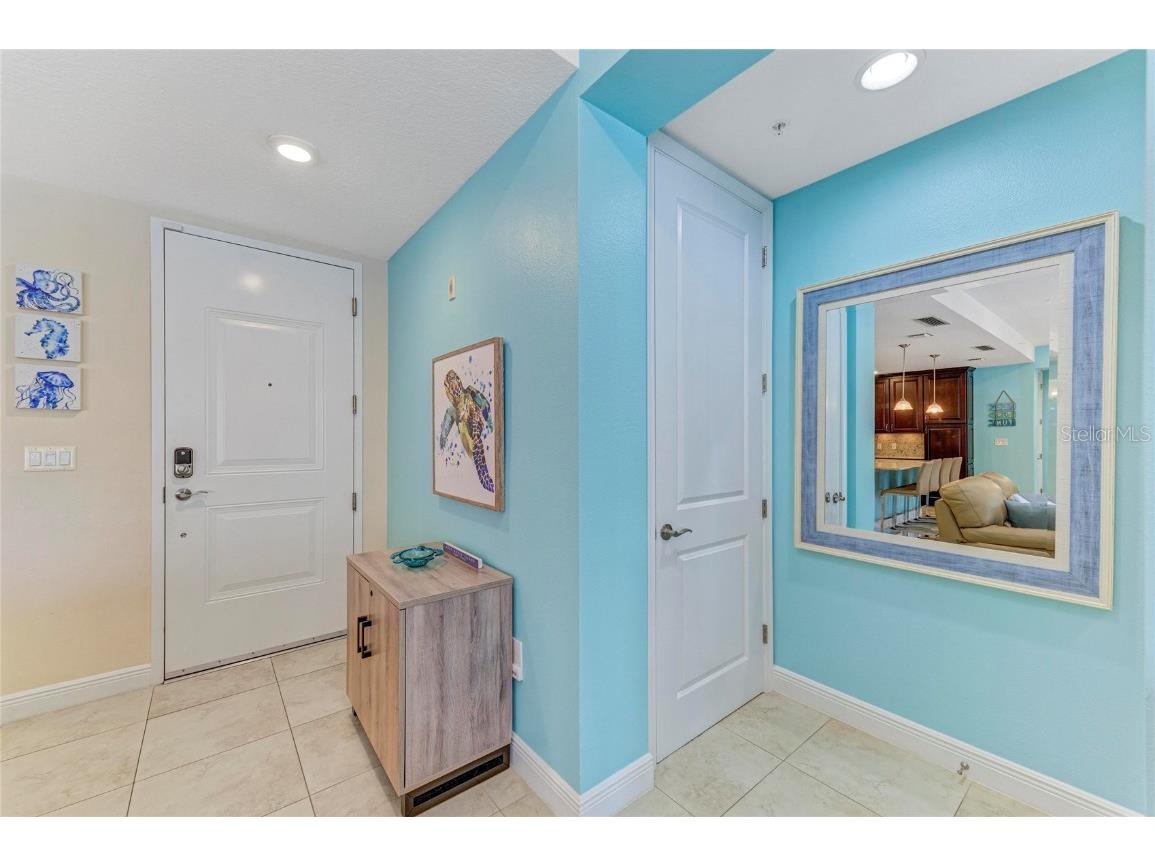 391 Aruba Circle #101 Bradenton FL 34209 A4673715 image7