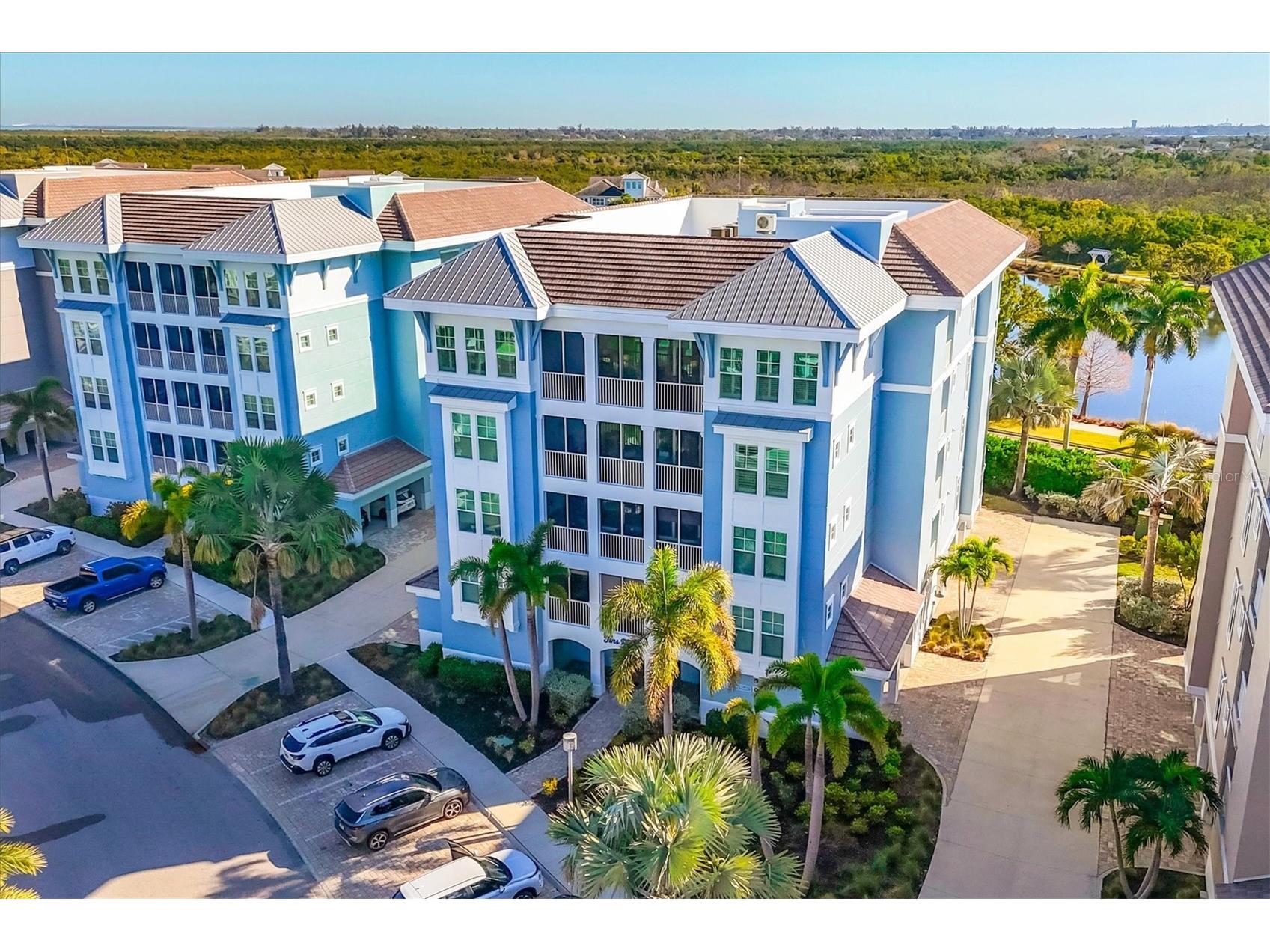 391 Aruba Circle #401 Bradenton FL 34209 - ANNA MARIA SOUND A4678976 image2