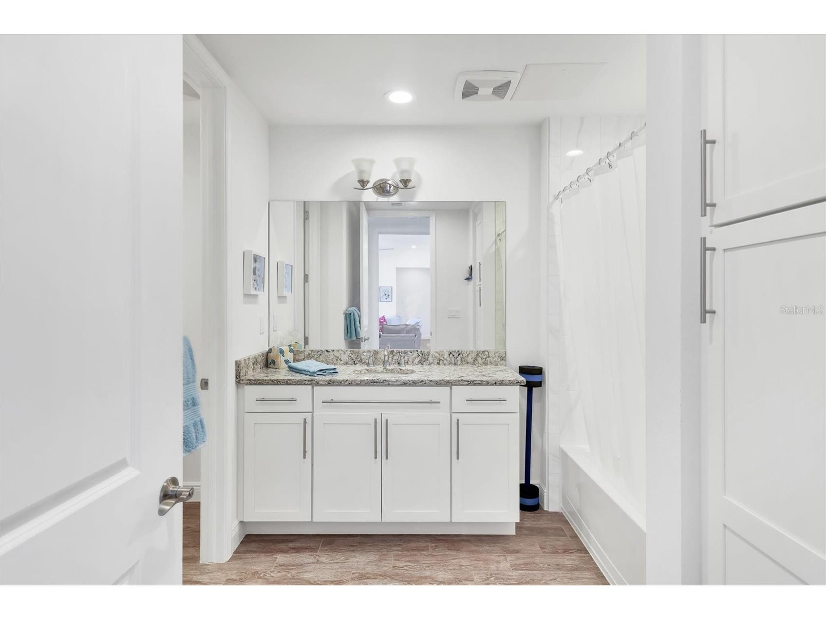 391 Aruba Circle #401 Bradenton FL 34209 - ANNA MARIA SOUND A4678976 image24