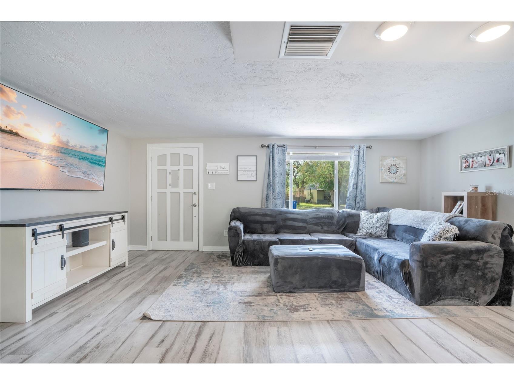 391 N Walton Avenue Tarpon Springs FL 34689 L4961018 image8