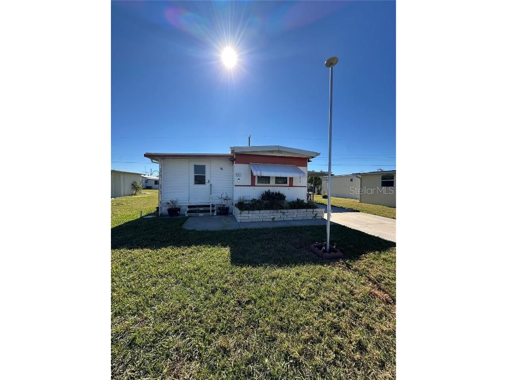 391 Quiet Way Palmetto FL 34221 A4630940 image1