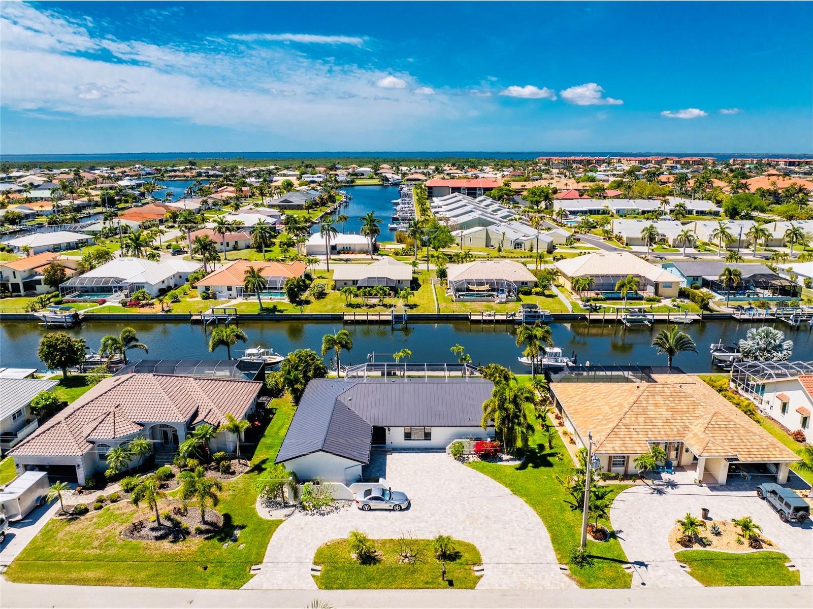 391 Via Esplanade Punta Gorda FL 33950 - MOONFISH CANAL C7523761 image1