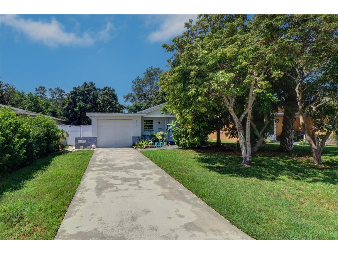 3910 14th Avenue N Saint Petersburg FL 33713 TB8396225 image1