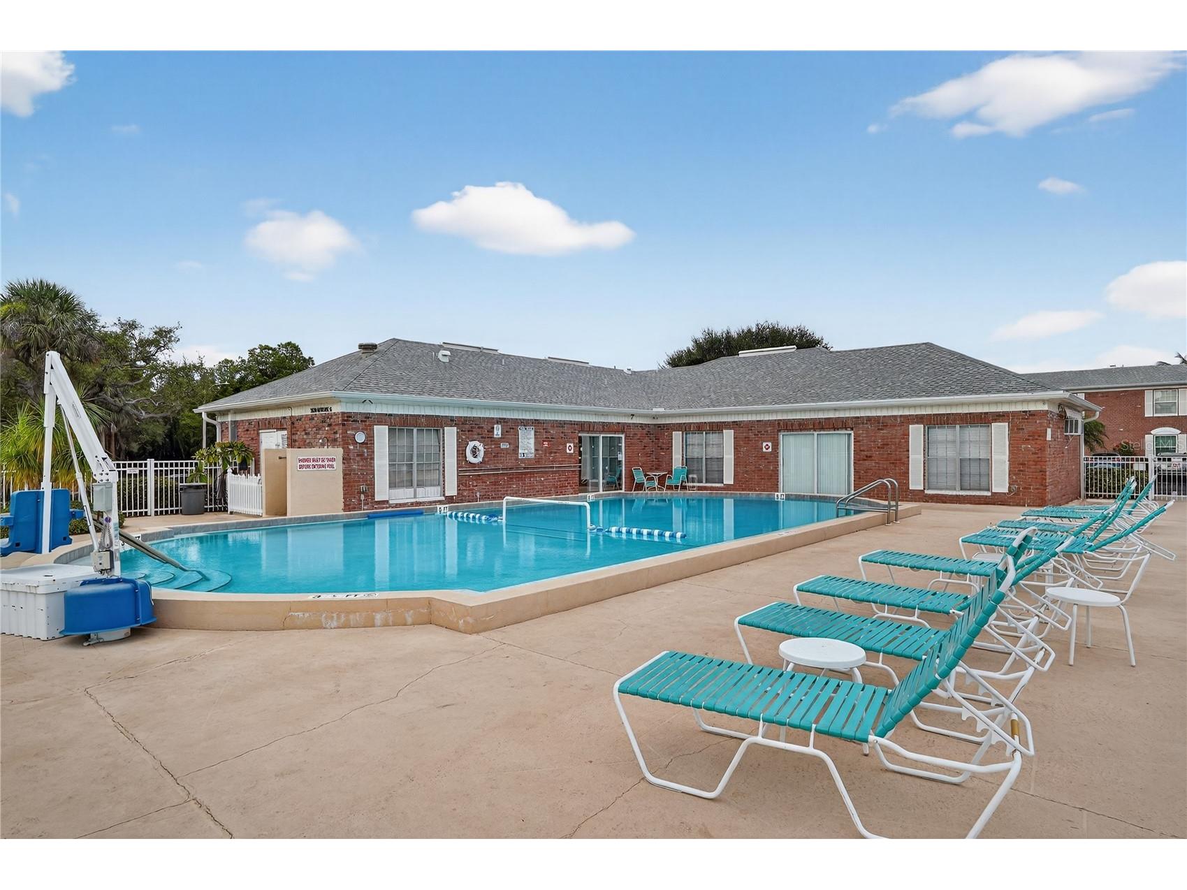 3910 37th Street S #39 Saint Petersburg FL 33711 TB8461570 image42