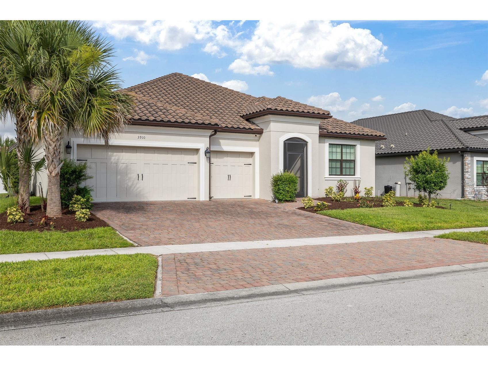 3910 Redfin Place Kissimmee FL 34746 S5150540 image1