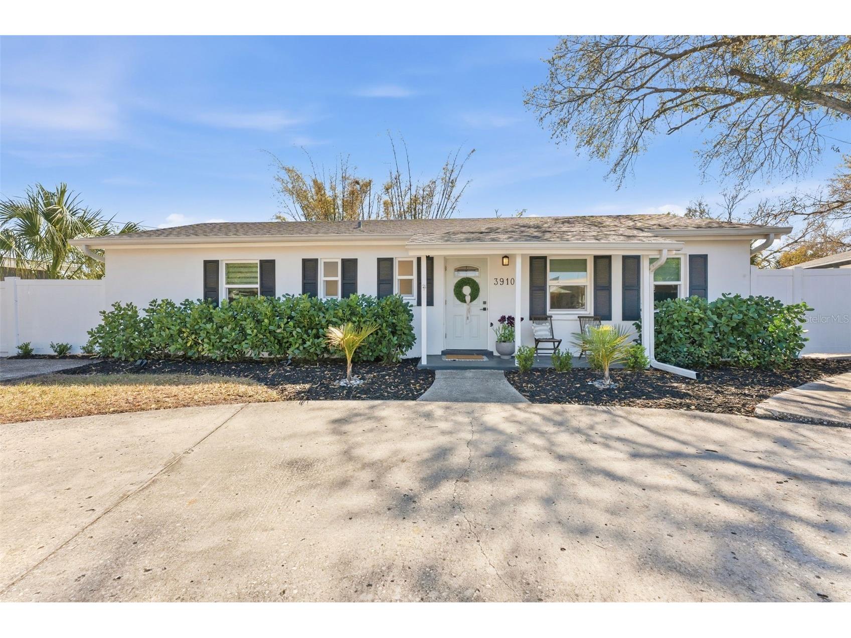 3910 W Paxton Avenue Tampa FL 33611 TB8480283 image1